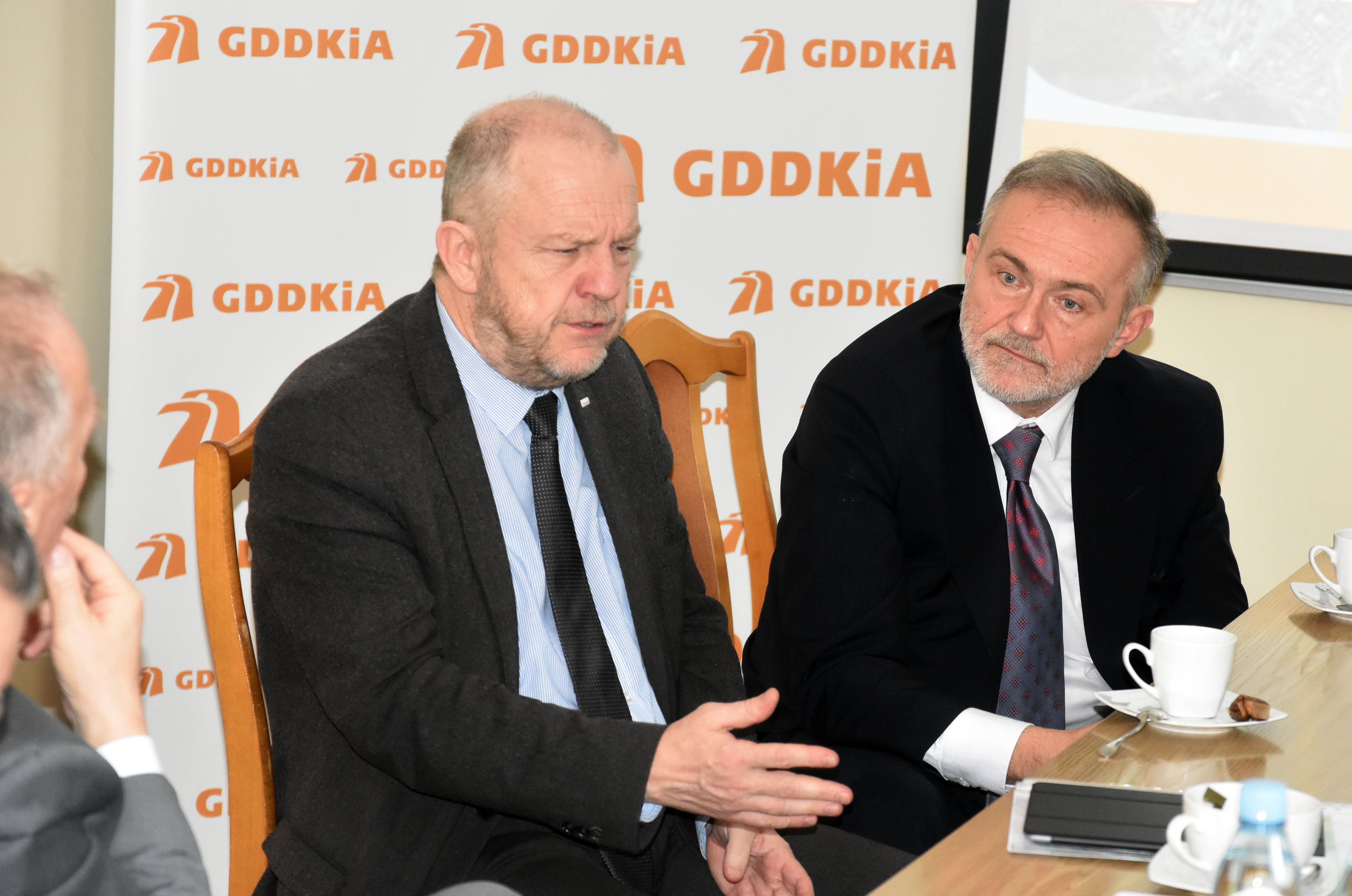 Od lewej wiceprezydent Gdyni Marek Stępa i prezydent Wojciech Szczurek, fot. Kamil Złoch