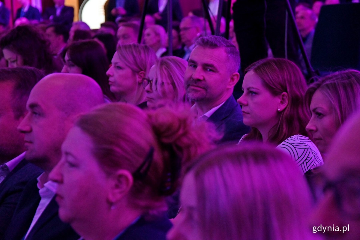 Prezydent Gdyni Aleksandra Kosiorek i Michał Pasieczny - burmistrz Rumi podczas Samorządowego Kongresu Finansowego „Local Trends” 