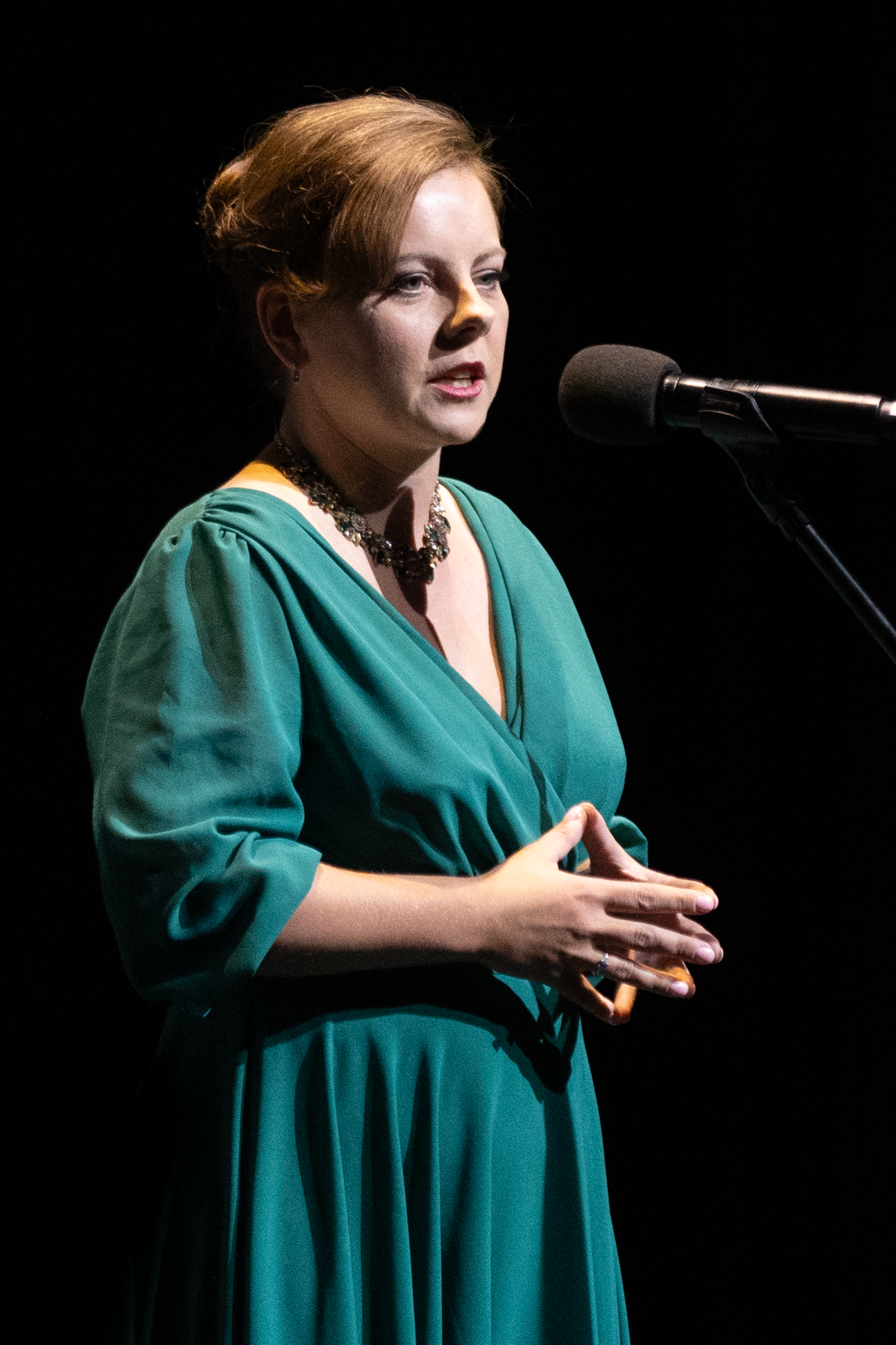 Prezydent Gdyni Aleksandra Kosiorek podczas gali otwarcia 49. Festiwalu Polskich Filmów Fabularnych (fot. Anna Rezulak)