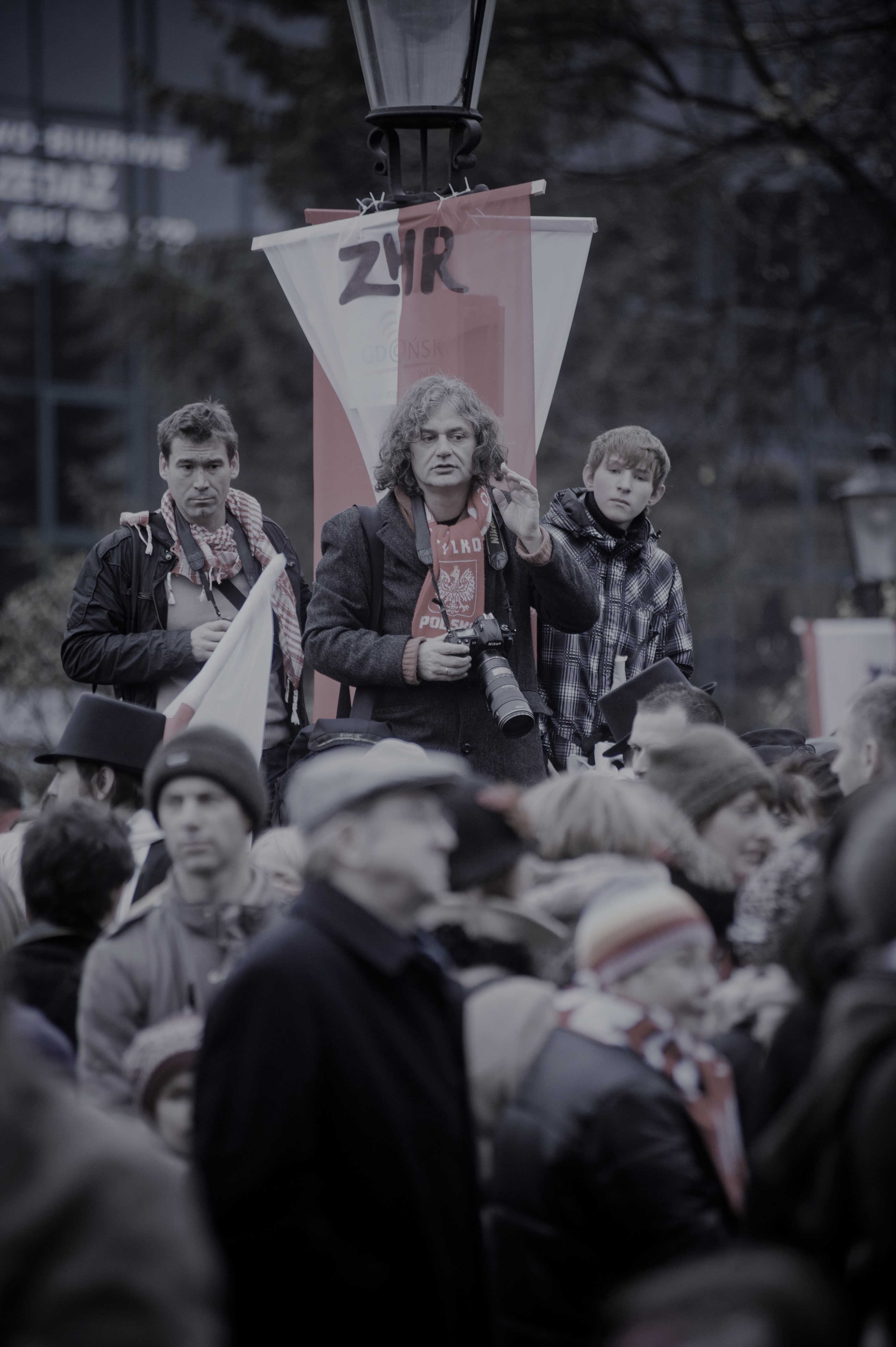 Gdansk. Parada z okazji Narodowego Swieta Niepodleglosci. Nz fotoreporter Maciej Kosycarz 11.11.2012 fot. Mateusz Ochocki / KFP