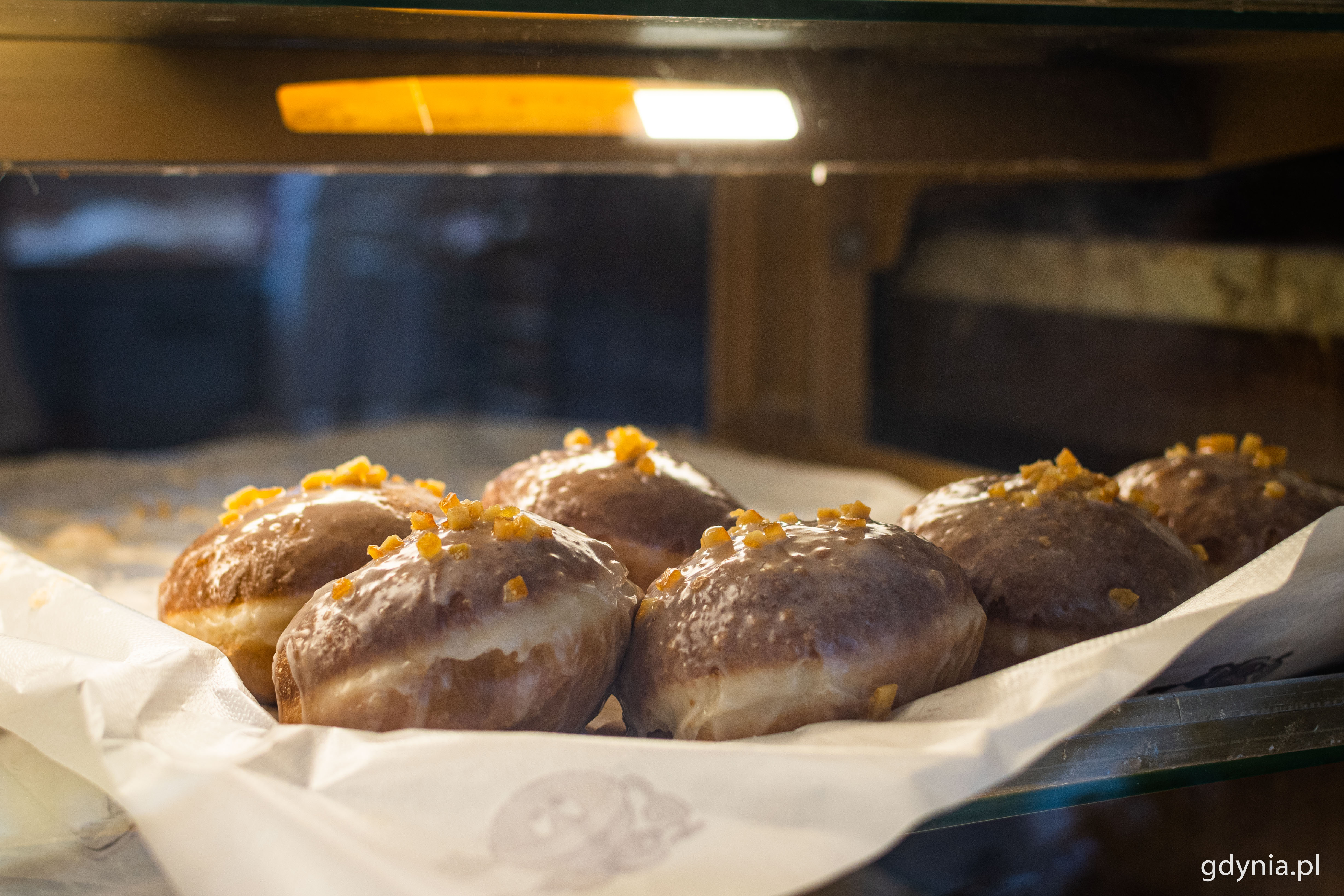 Pączki w cukierni "Pączuś". // fot. Kamil Złoch