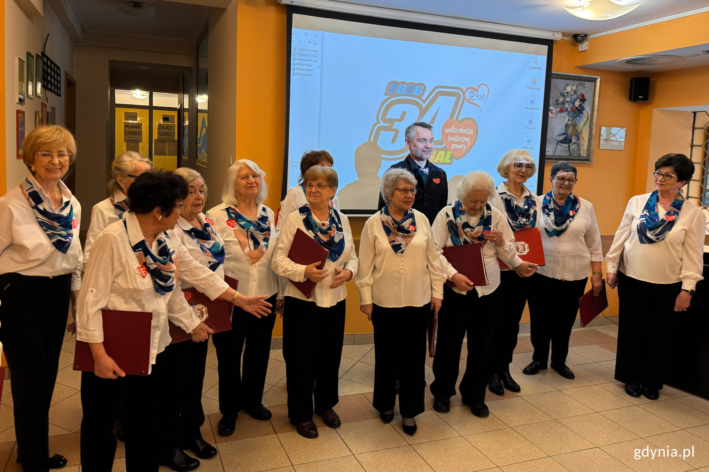 Jeden z występ&oacute;w artystycznych w Centrum Aktywności Seniora (fot. Katarzyna Balcerzak)