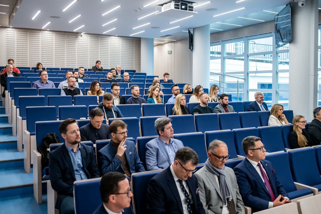 W Gdyni startuje kolejna edycja studiów podyplomowych offshore wind. Fot. Maciej Czarniak / Uniwersytet Morski w Gdyni 