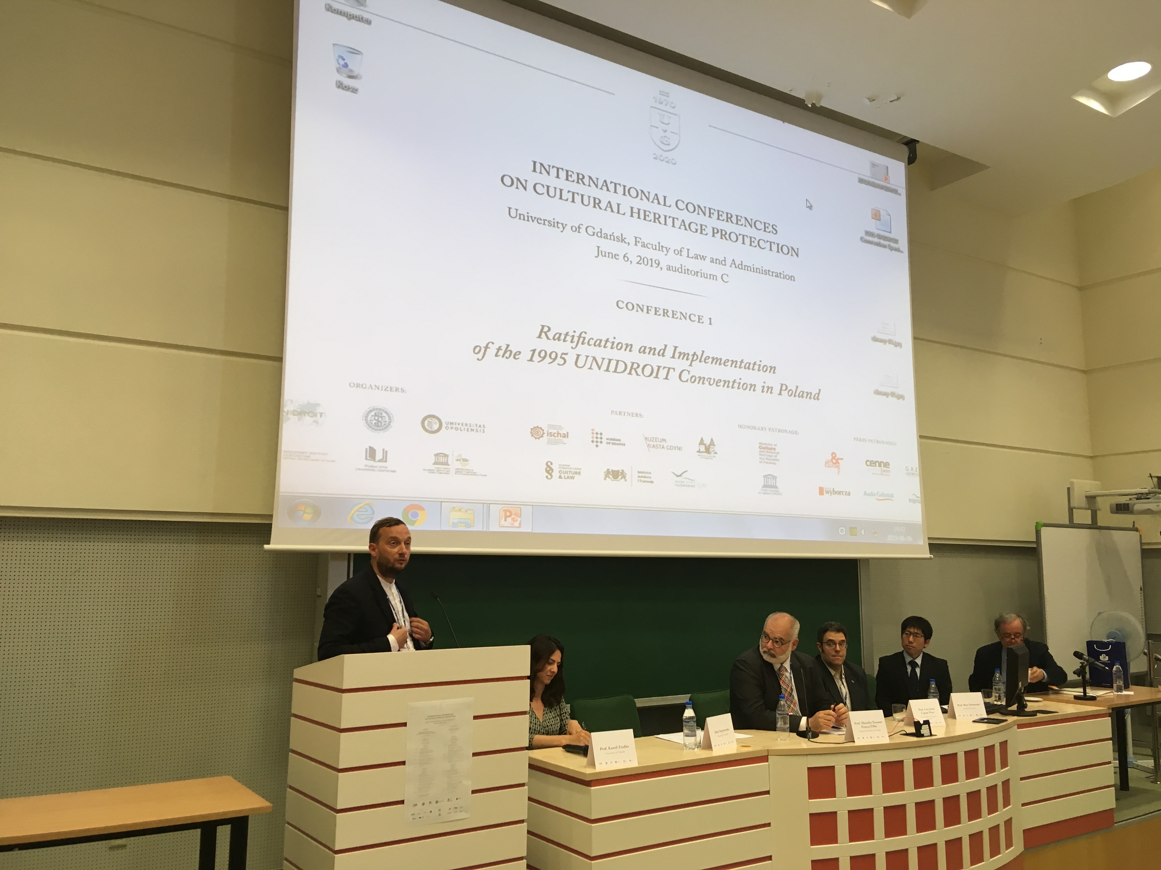Prof. Kamil Zeidler - organizator konferencji z ramienia Wydziału Prawa i Administracji UG, fot. Joanna Kamień