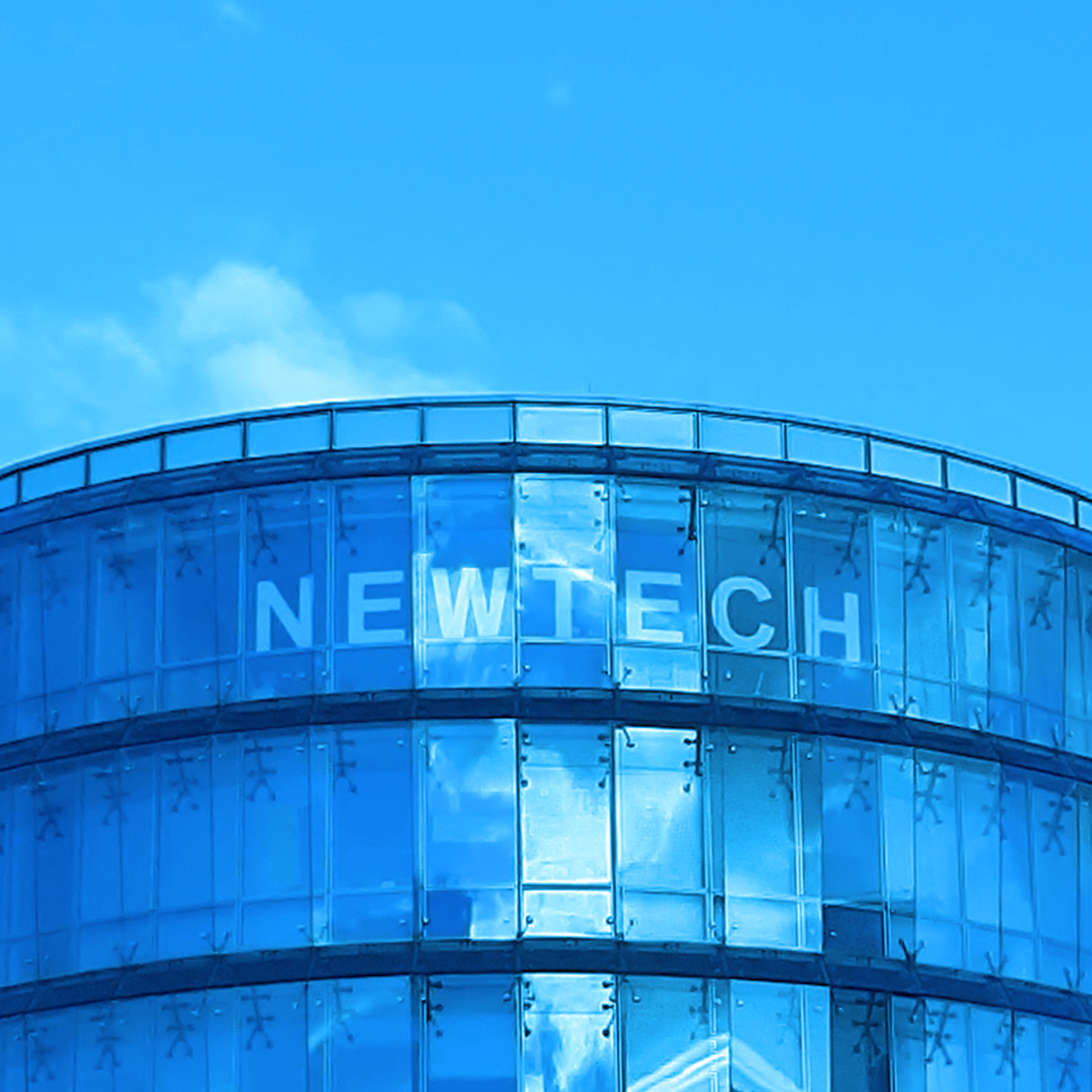 Newtech - napis na budynku CN Experyment // mat. prasowe