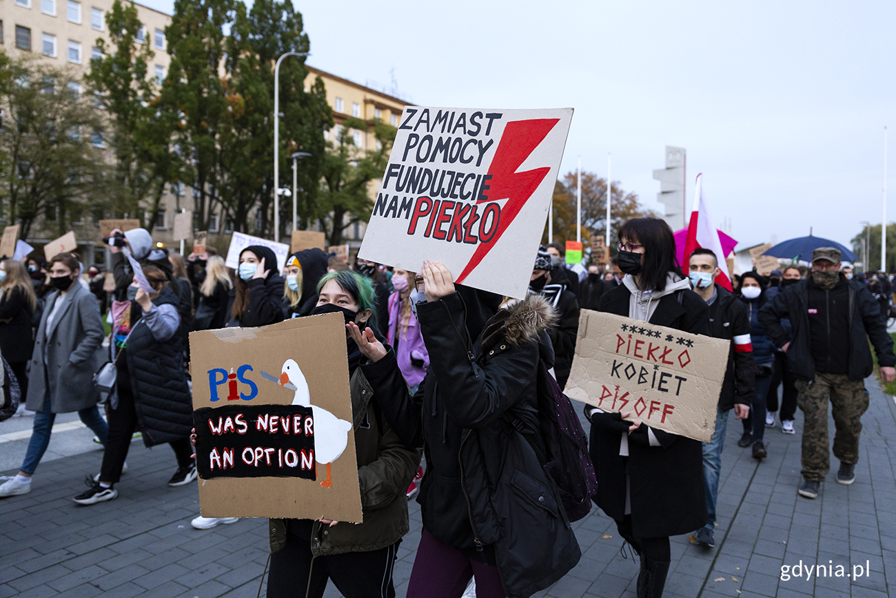 Poniedziałkowy (26.10) protest kobiet w Gdyni, fot. Przemysław Kozłowski