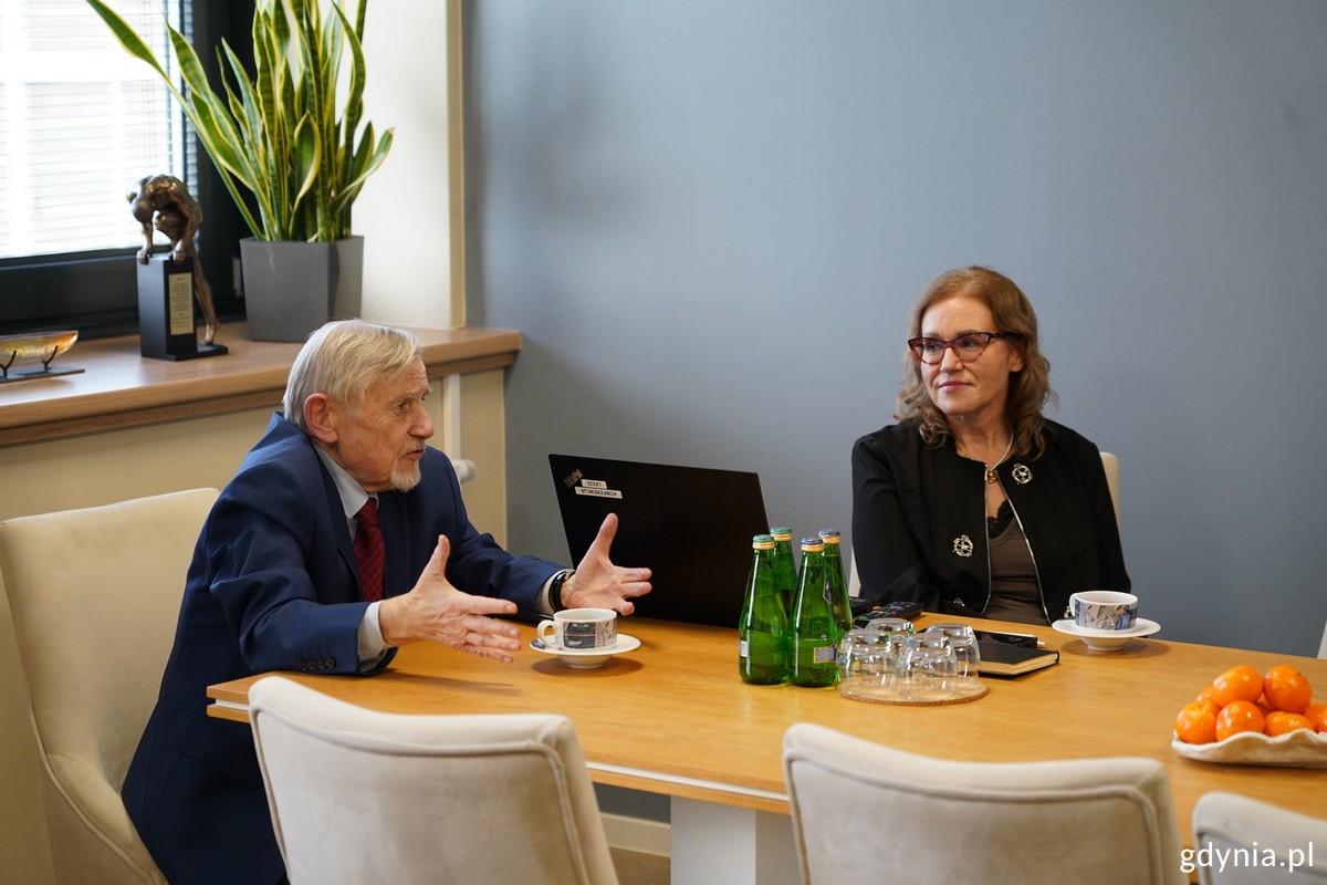 Na zdjęciu: Krzysztof Kulczycki, jeden z założycieli stoczni CRIST SA i przewodniczący rady nadzorczej i Ewa Kruchelska, wiceprzewodnicząca rady nadzorczej Stoczni CRIST SA