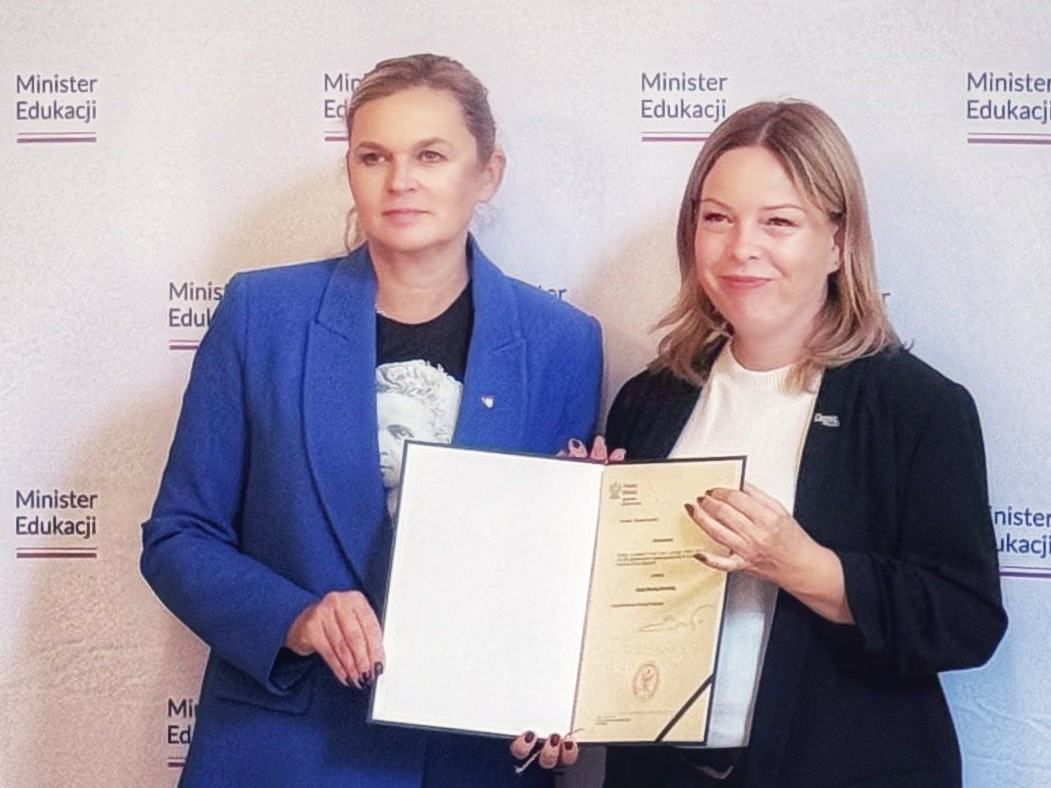 ministra edukacji Barbara Nowacka i wiceprezydentka Gdyni Oktawia Gorzeńska z powołaniem do Rady ds. Równego Traktowania