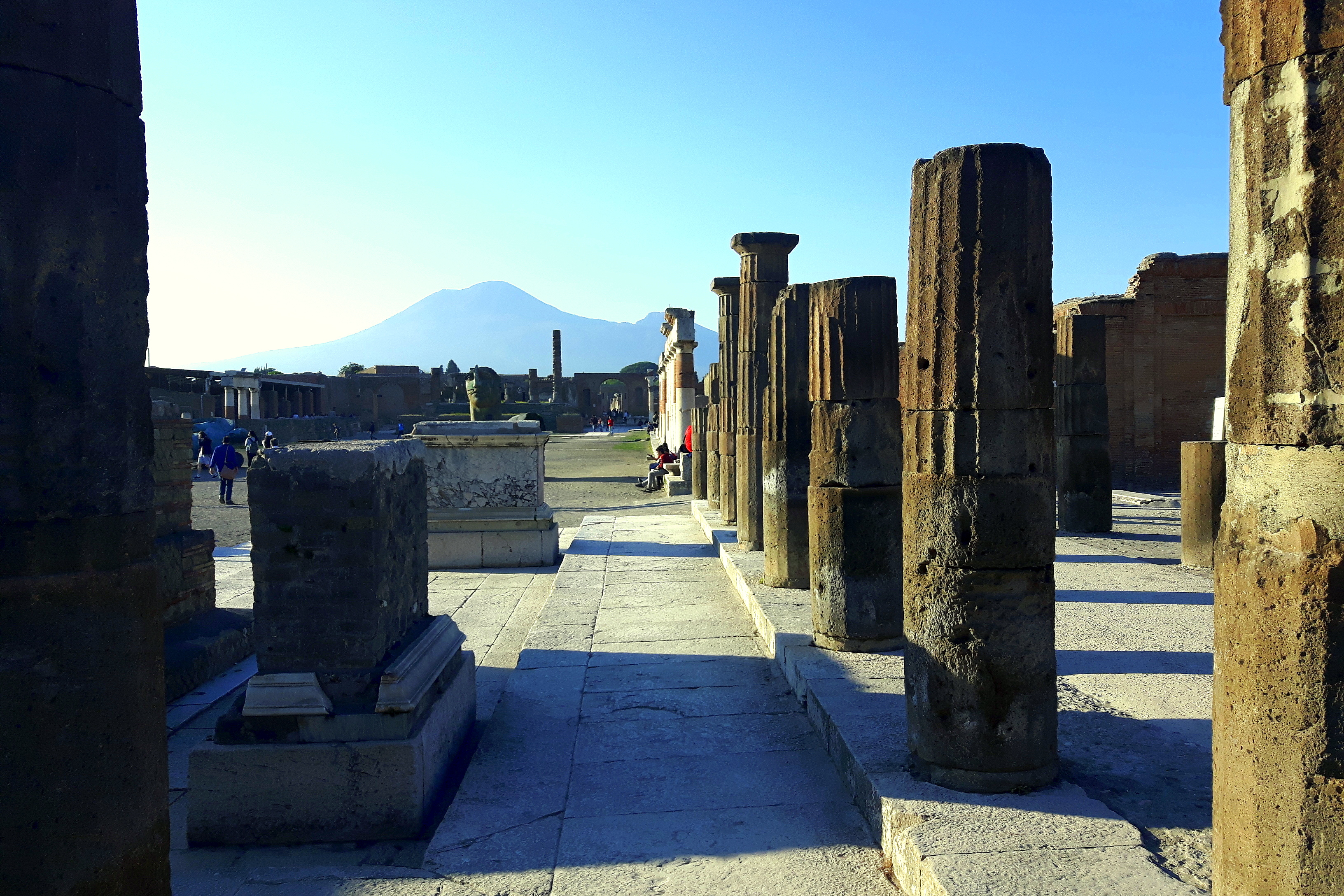 Pompeje, w tle Wezuwiusz, fot. Marek Dąbrowski/Ścieżki Mojego Świata