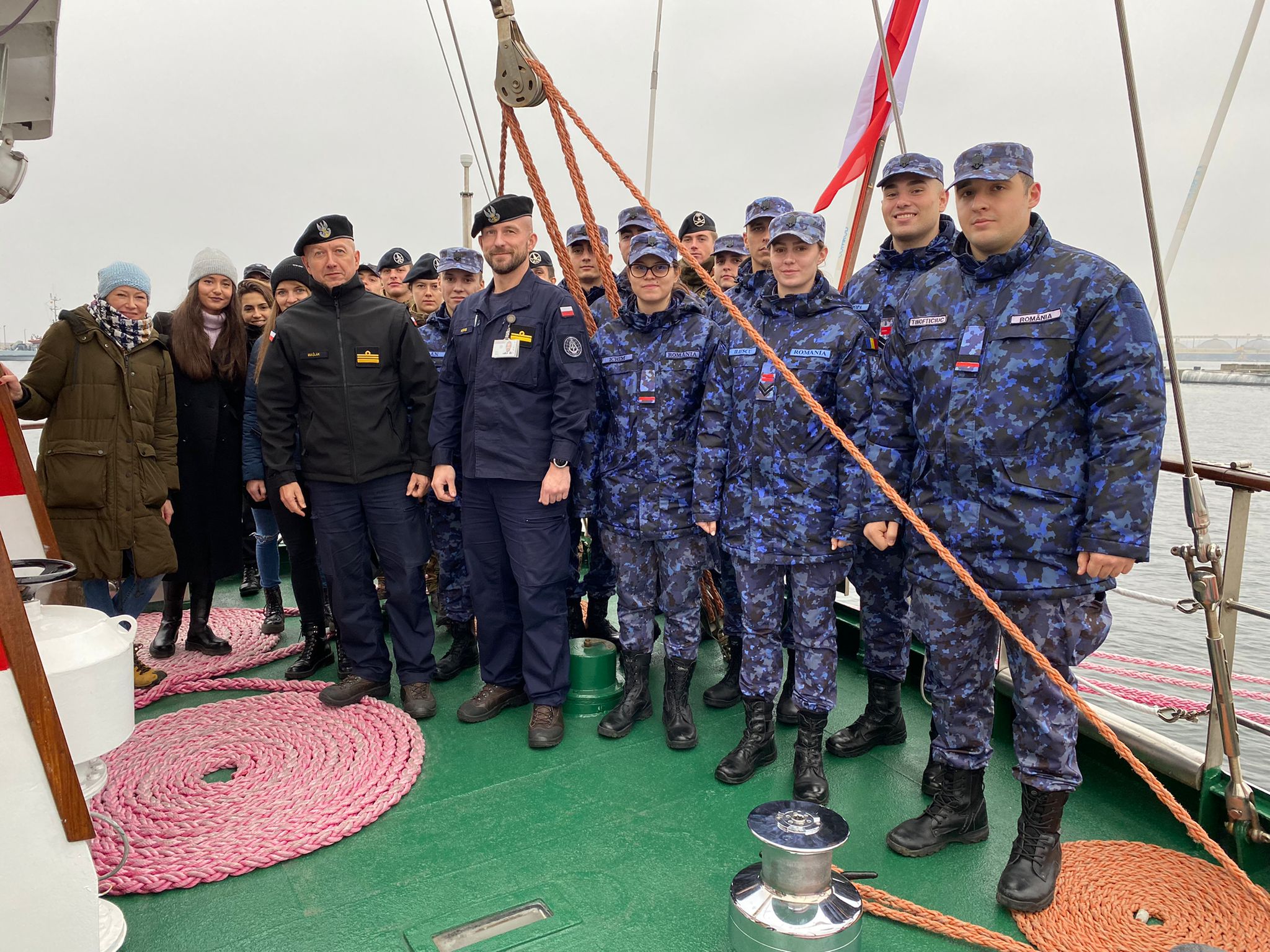 Grupa podchorążych z Bułgarii, Rumunii i Włoch, fot. mat. prasowe AMW w Gdyni