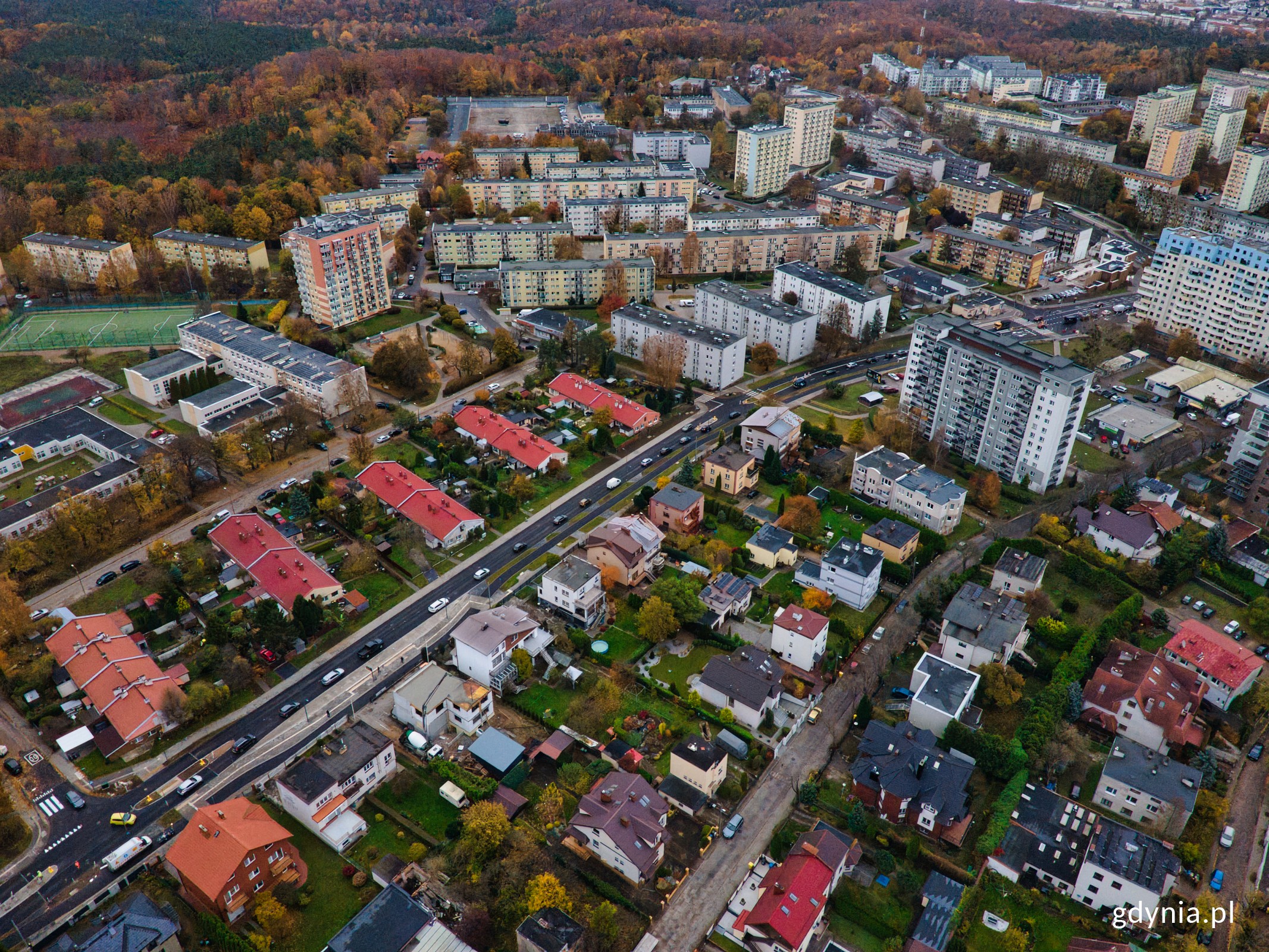 Ulica Chwarznieńska po remoncie (fot. Łukasz Czerwiński)