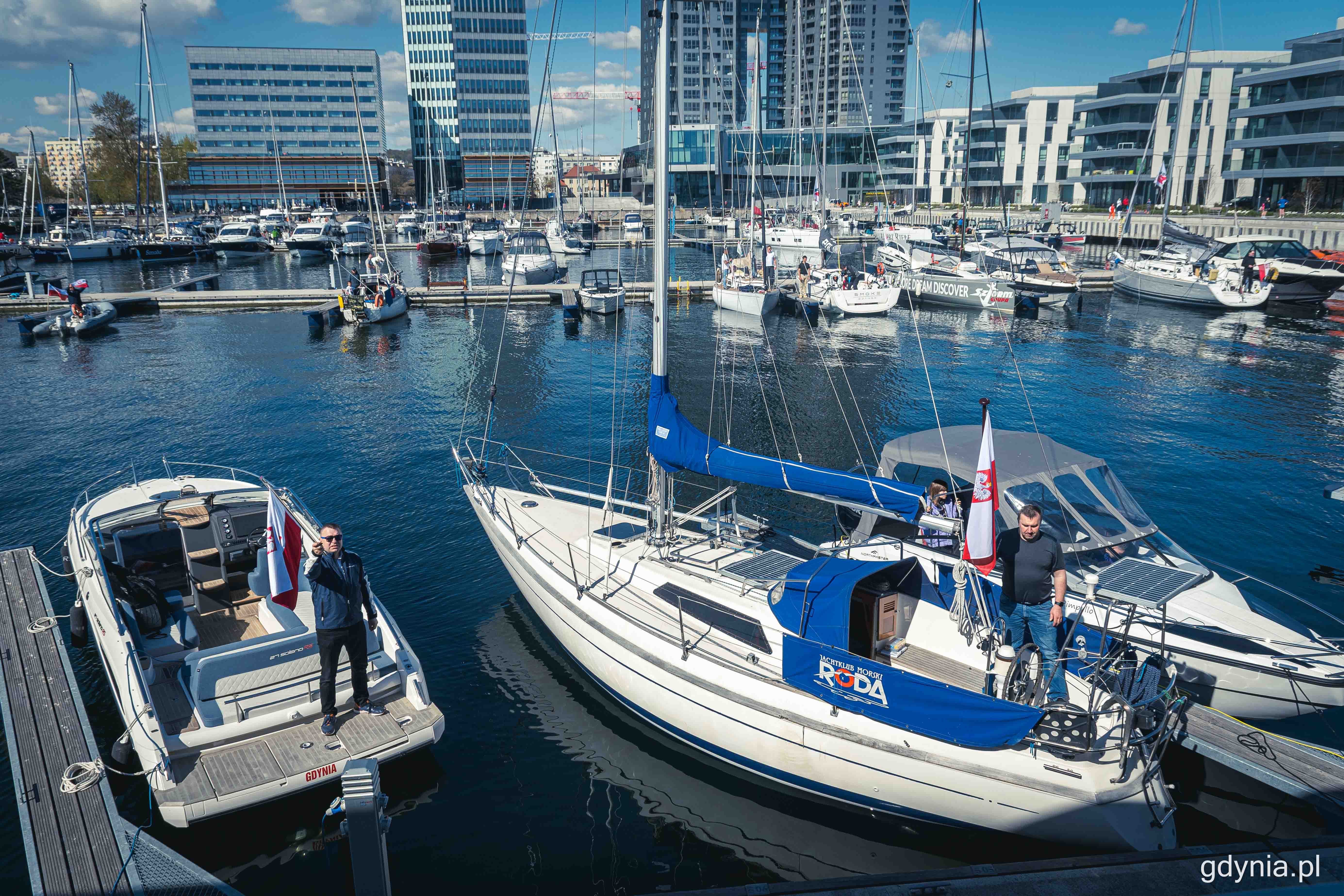 Inauguracja sezonu i podniesienie polskich bander na jednostkach, fot. Kamil Złoch