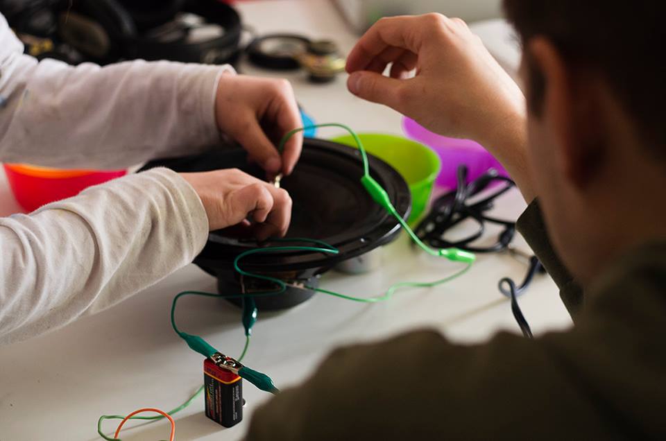Na zdj. dzieci podczas zajęć w Bibliotece Gdynia, fot. BG/FB