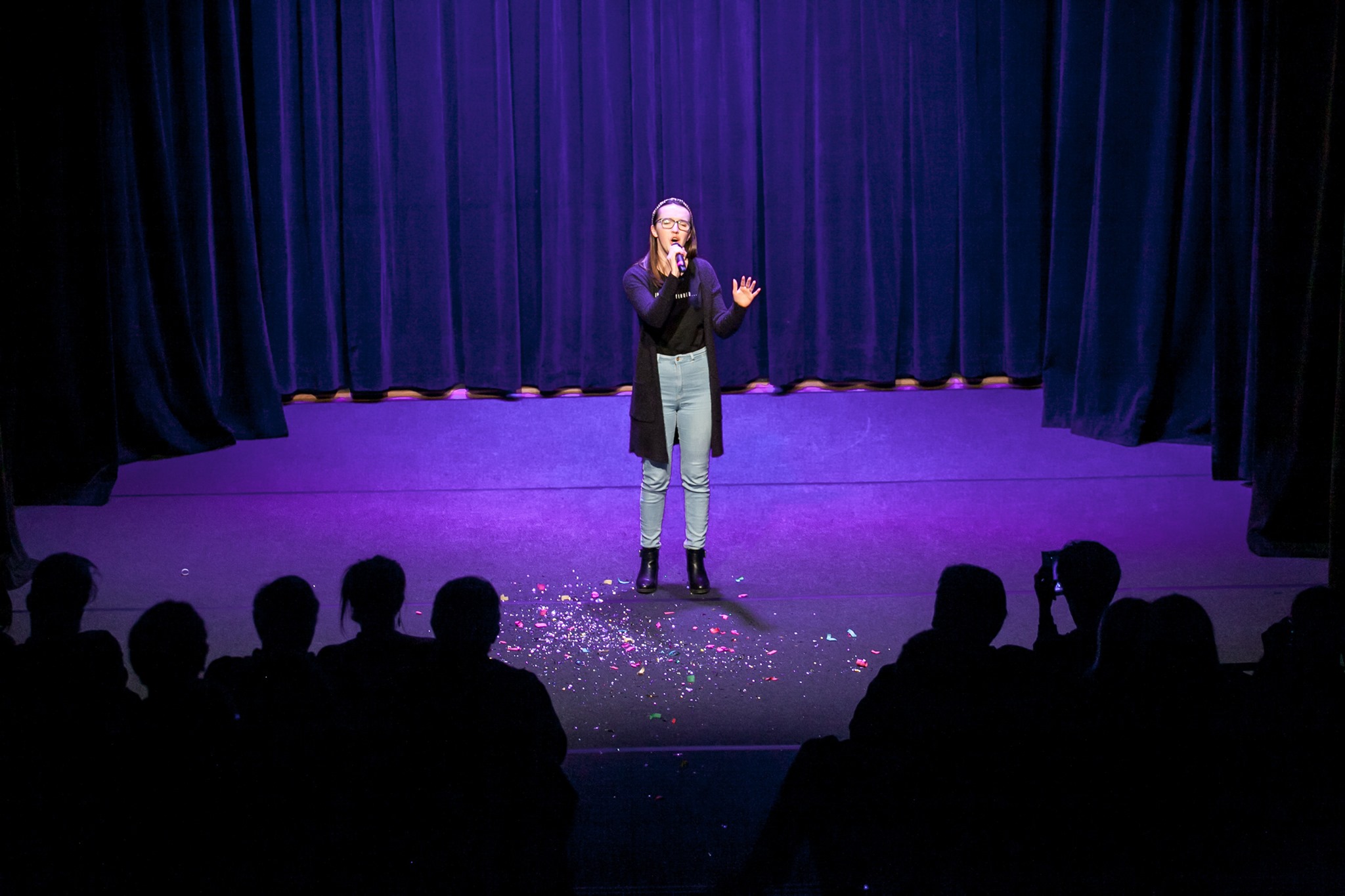 Teatrzyk Bezwstydny / Konsulat Kultury I Gdyńskie Centrum Kultury