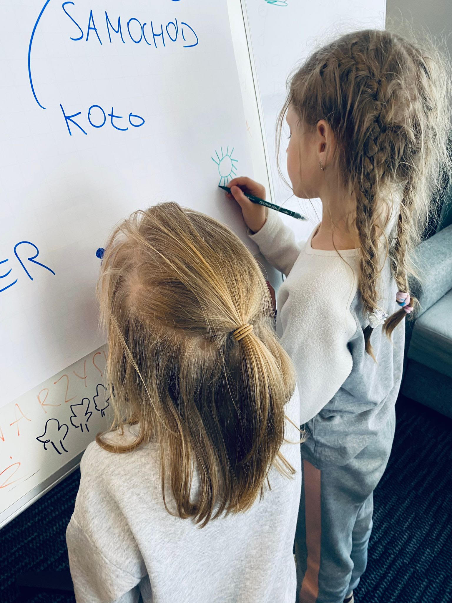 Lekcje polskiego dla dzieci, kt&oacute;re przyjechały z Ukrainy//fot. Fundacja Widzialne