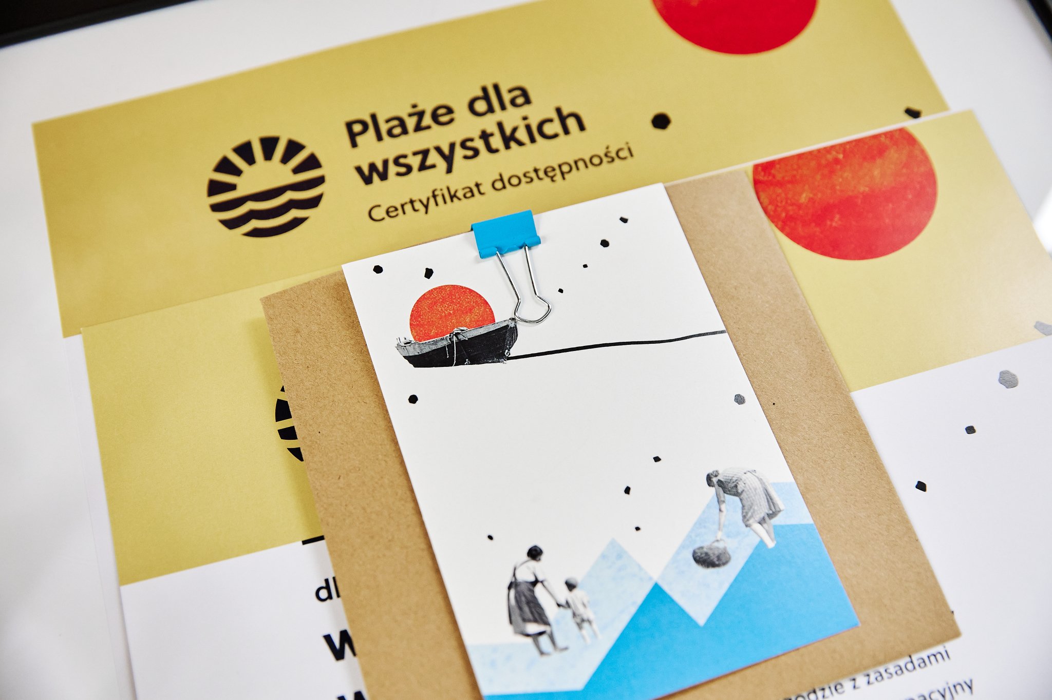 Certyfikat "Plaże dla Wszystkich". Źr&oacute;dło: Fundacja Machina Zmian