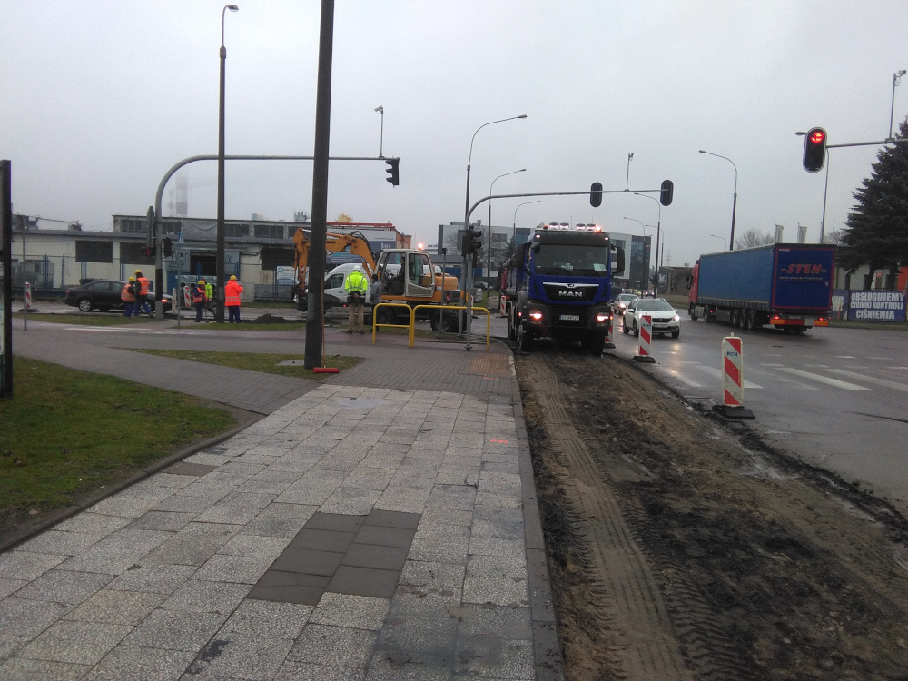 Remont na skrzyżowaniu Pucka / Hutnicza/ fot. ZDiZ