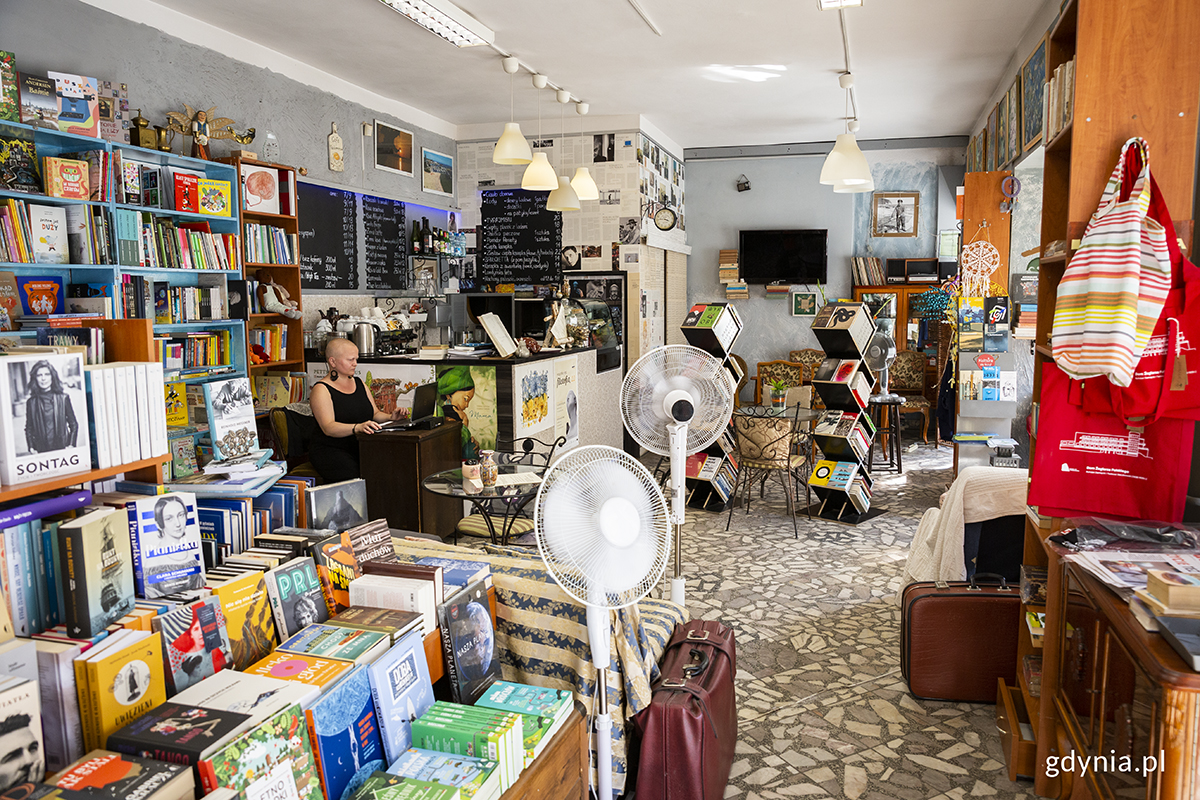 Emila Smentek w Cafe Księgarni Vademecum. Fot. Przemysław Kozłowski