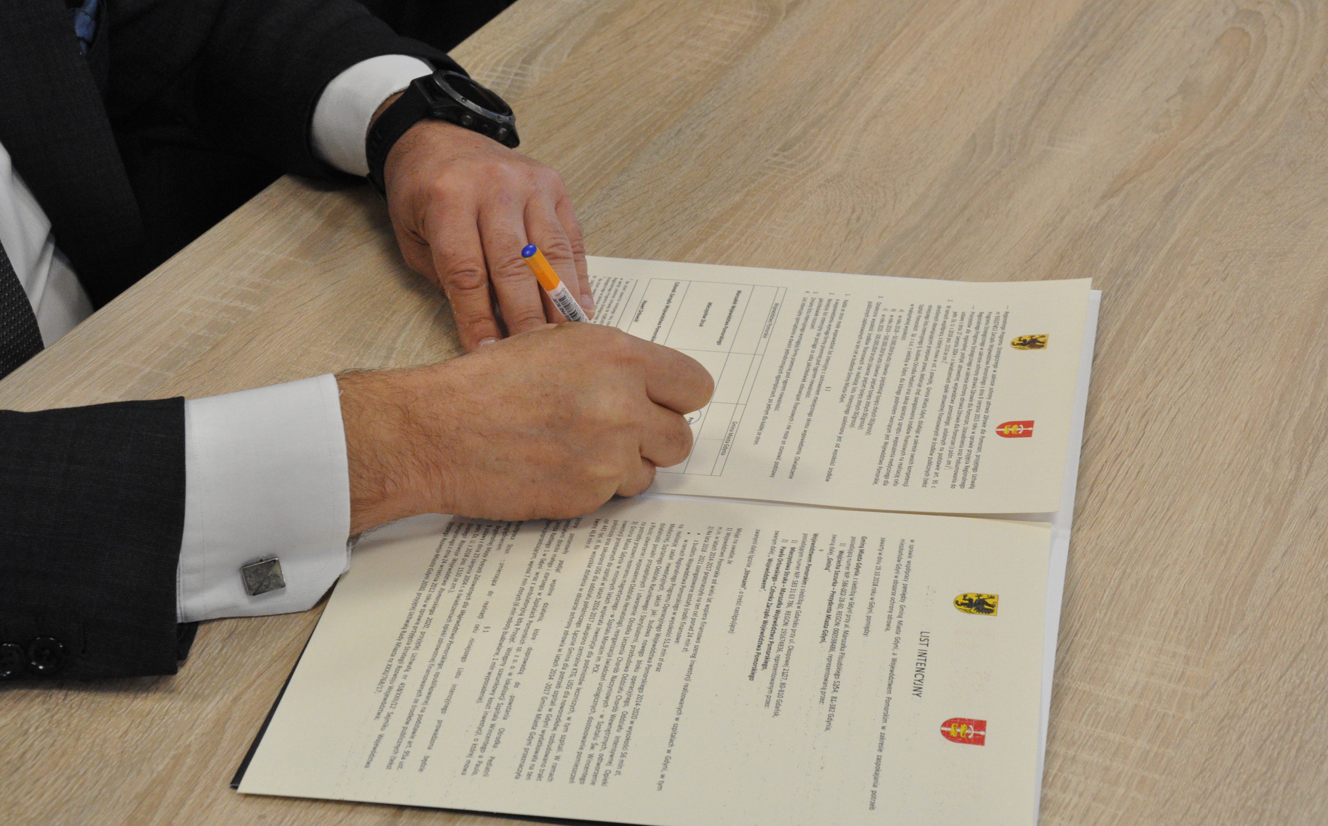 Gdynia działając w zakresie swoich kompetencji deklaruje chęć zaangażowania środk&oacute;w finansowych na budowę Ośrodka Pediatrii oraz zakup aparatury, sprzętu i wyposażenia medycznego dla Szpitali Pomorskich z siedzibą w Gdyni, dla kt&oacute;rego podmiotem tworzącym jest Wojew&oacute;dztwo Pomorskie, fot. gdynia.pl