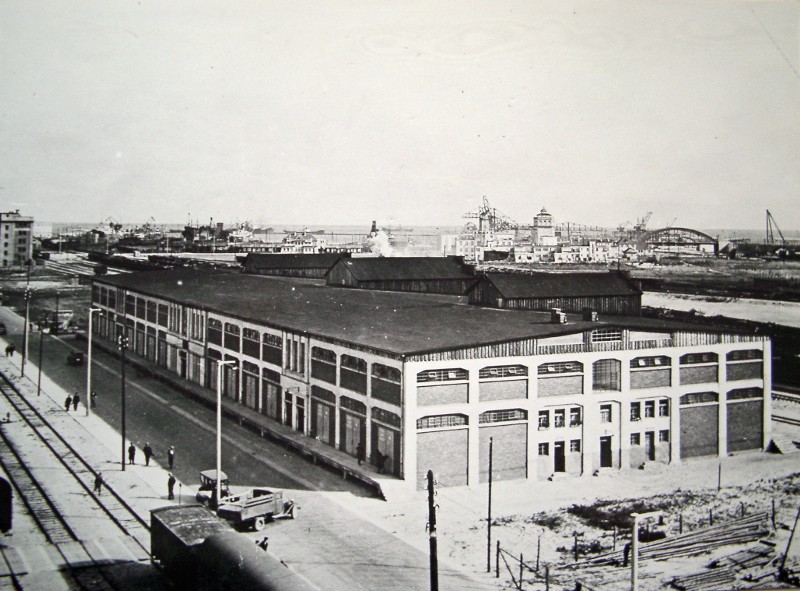 Magazyn nr 5 w trakcie budowy, lata 30. XX wieku, fot.archiwum