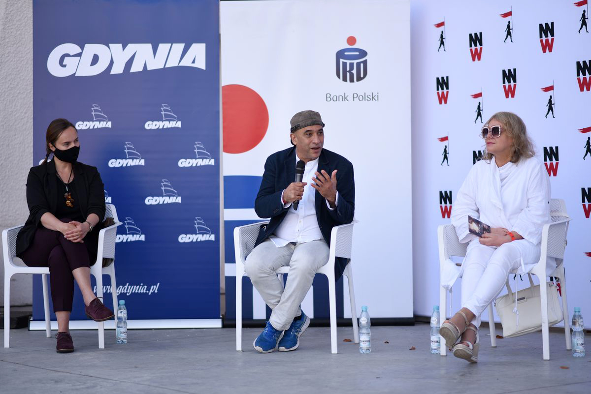 Na zdjęciu od lewej: Maja Wagner, naczelnik Wydziału Kultury UM Gdyni, Franco de Pe&ntilde;a, Bożena Intrator, scenarzystka // fot. materiały prasowe festiwalu NNW