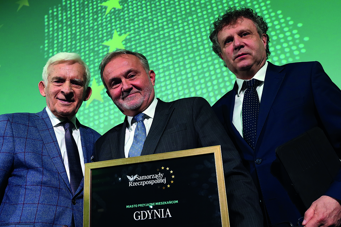  Na zdjęciu od lewej: Jerzy Buzek, Wojciech Szczurek i Jacek Karnowski //fot. Paweł Marszałkowski