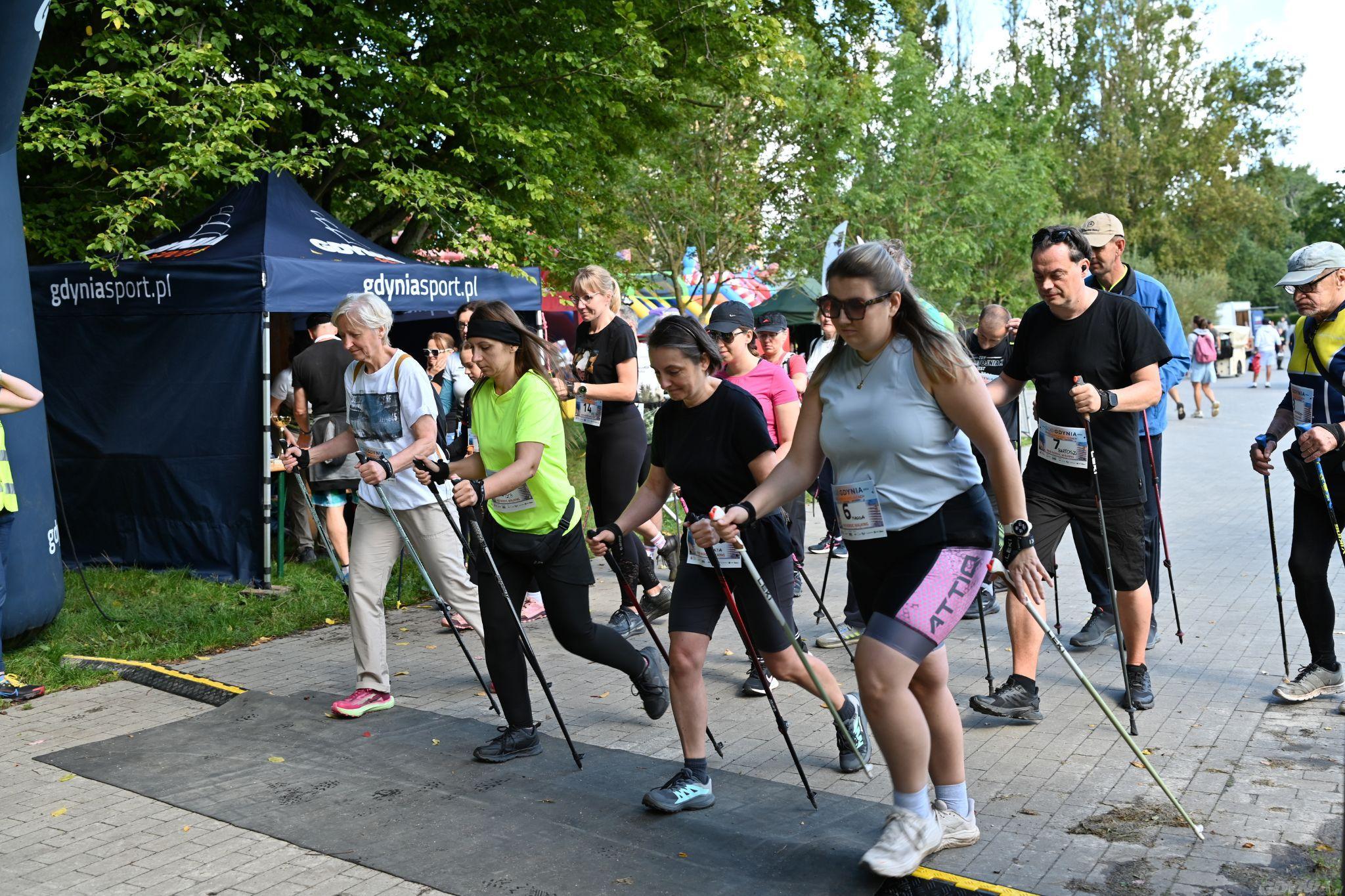 Na Witominie odbył się m.in. marsz nordic walking (fot. Dominika Nycz)