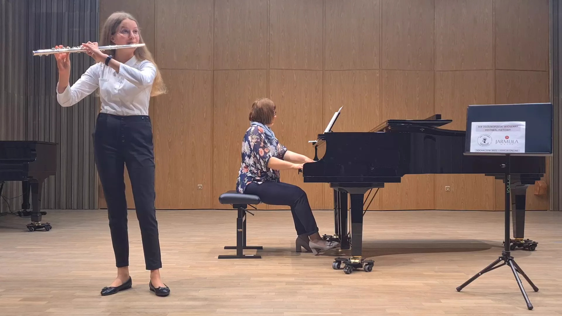 Uczennica Szkoły Muzycznej I i II stopnia im. Z. Noskowskiego/fot. ze zbioru Szkoły Muzycznej