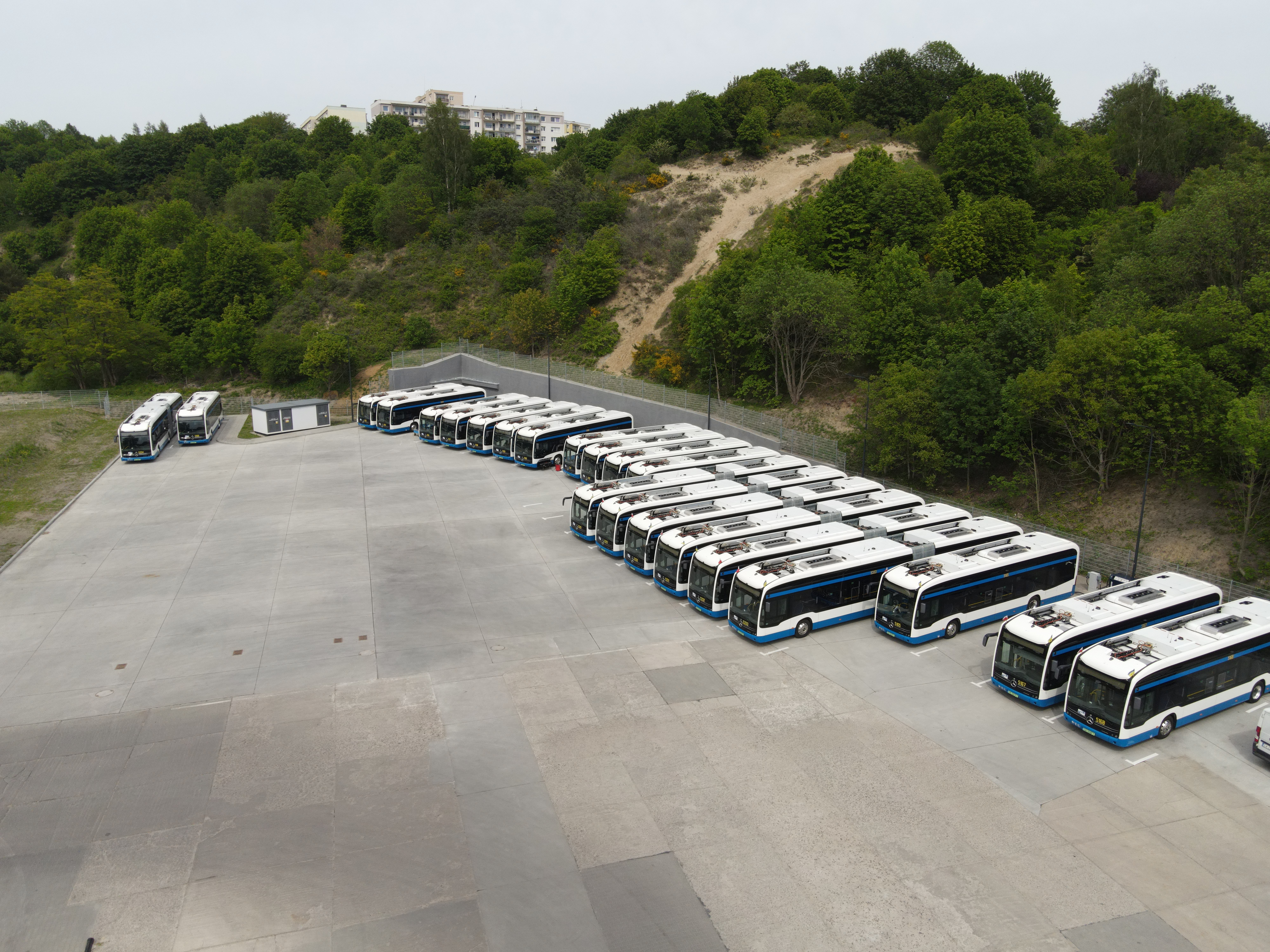 Nowe elektrobusy w bazie PKA na gdyńskim Pog&oacute;rzu, fot. Marcin Mielewski