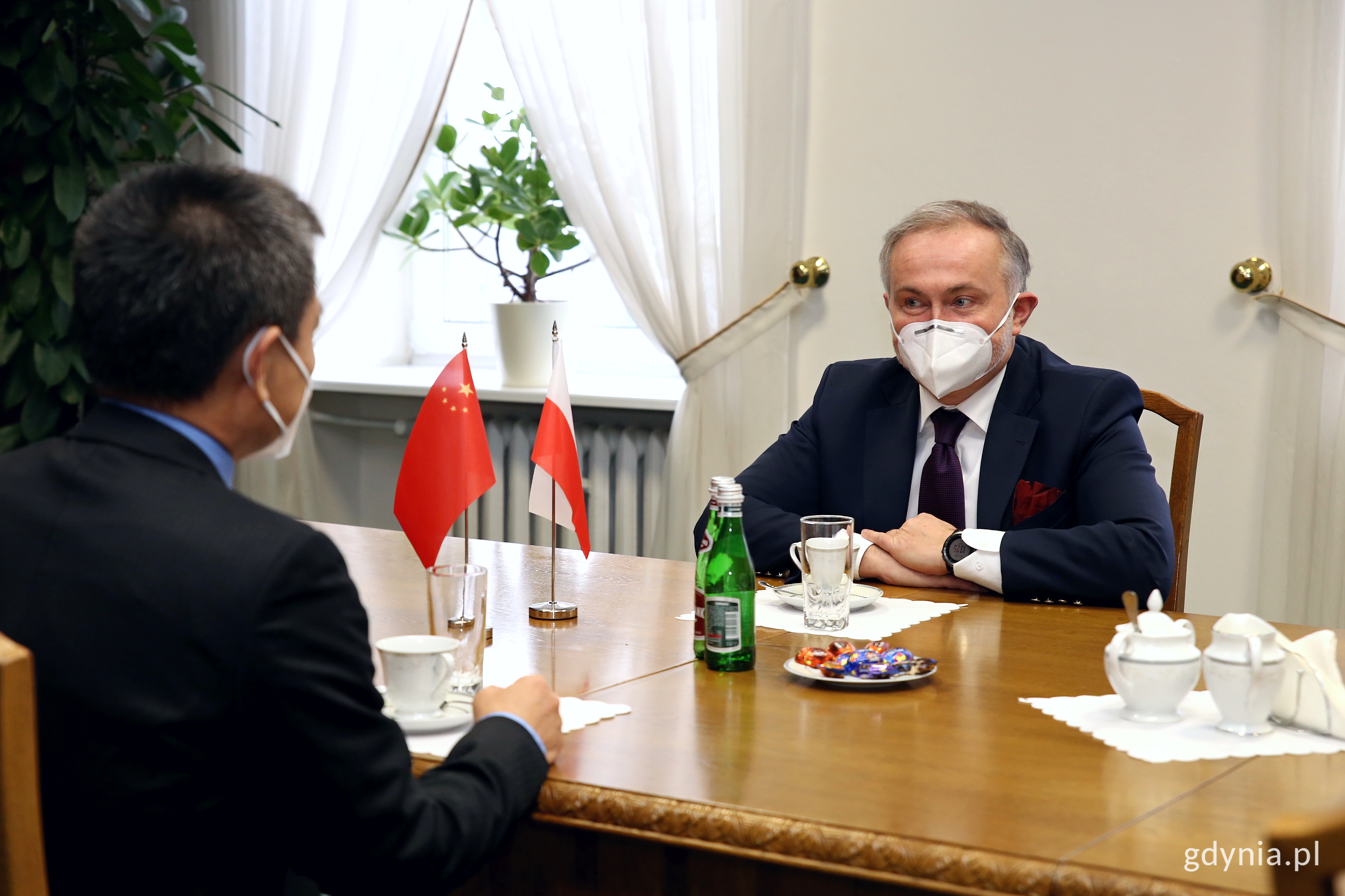 Prezydent Gdyni Wojciech Szczurek w środę 17 lutego gościł Konsula Generalnego Chińskiej Republiki Ludowej - Fan Xiaodonga // fot. Przemysław Kozłowski