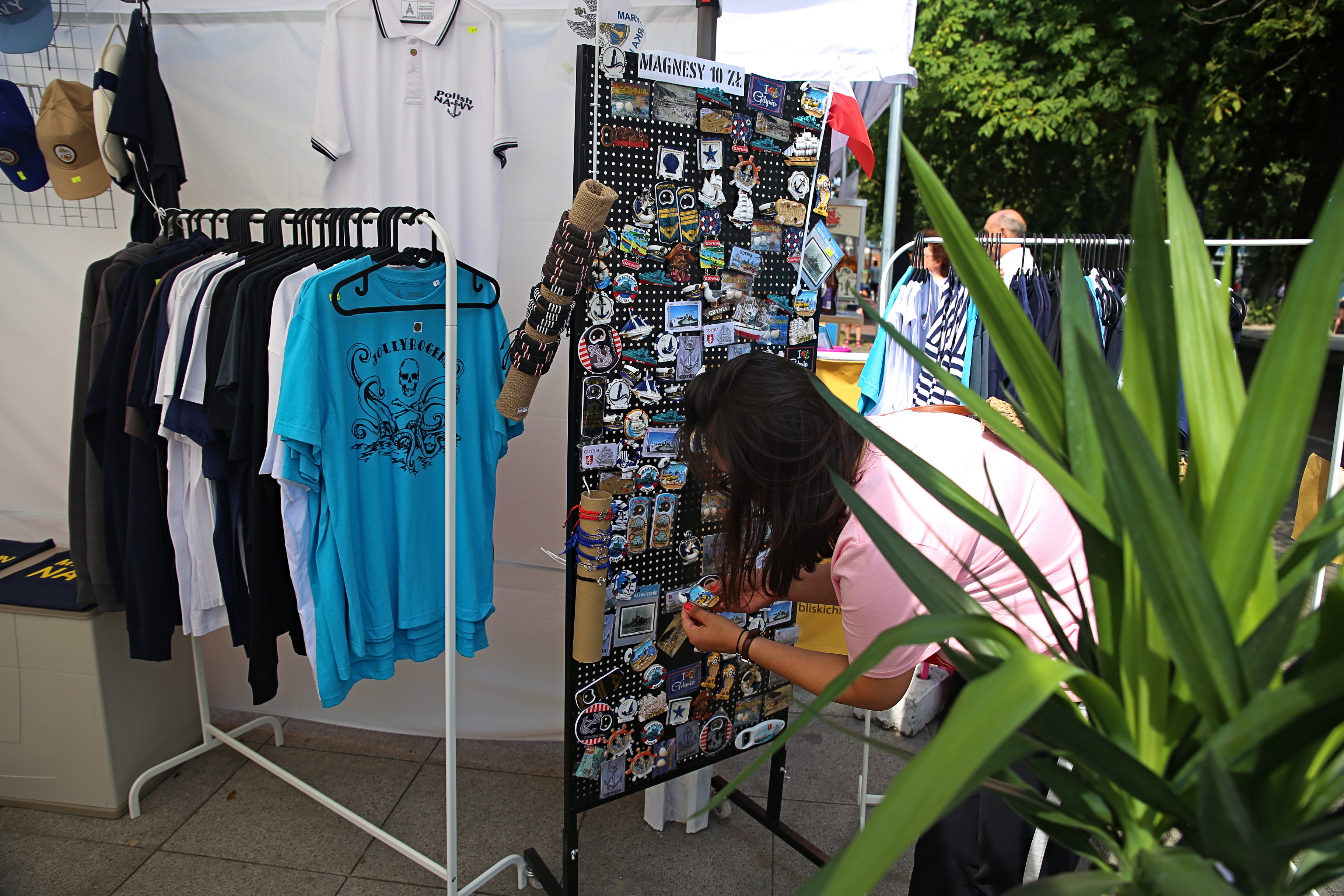 Sklep z pamiątkami na Bulwarze Nadmorskim. Fot. Przemysław Kozłowski