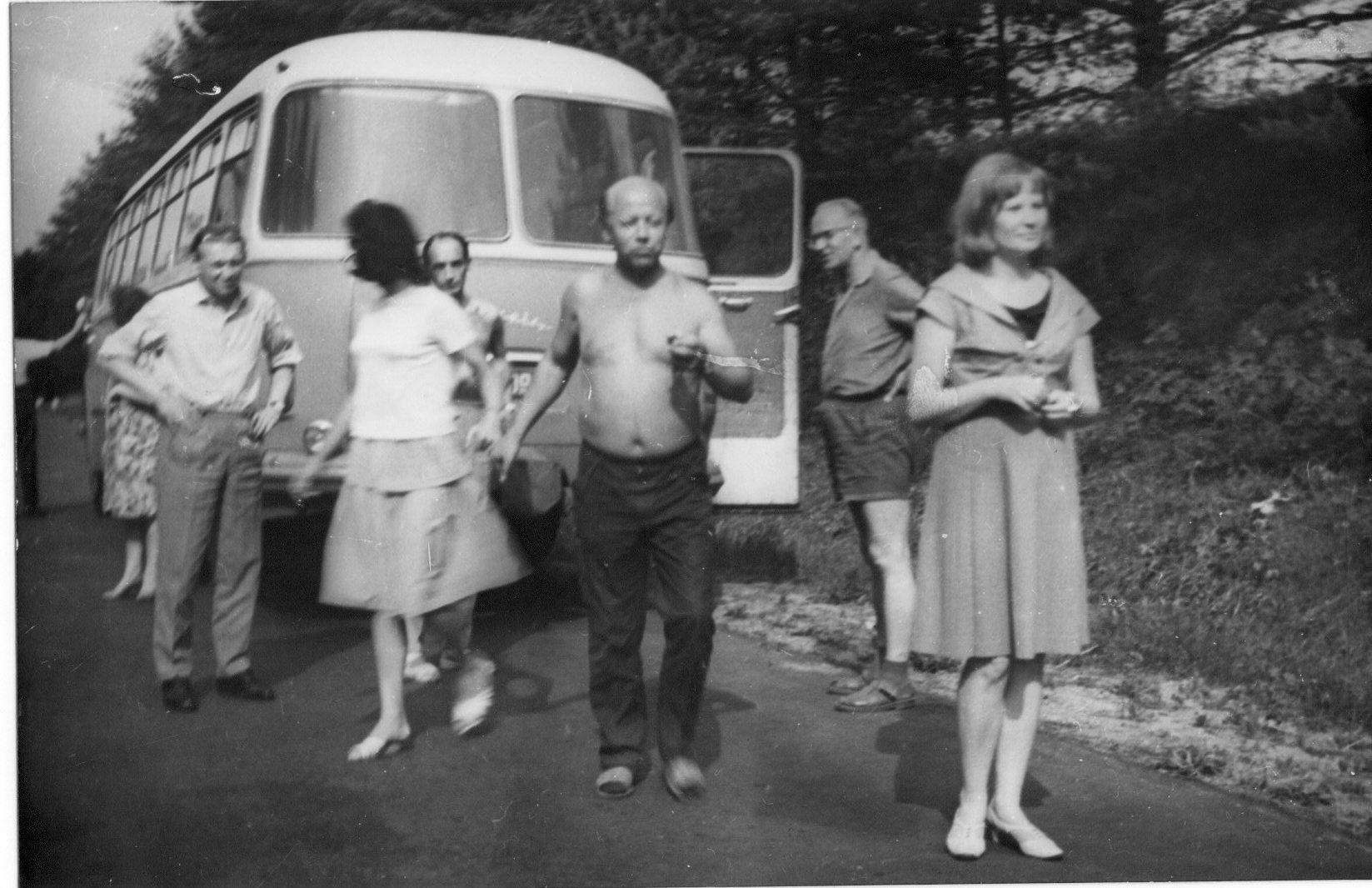 Zesp&oacute;ł pod dyrekcją Waleriana Lachnitta w trasie // archiwum Teatru Miejskiego