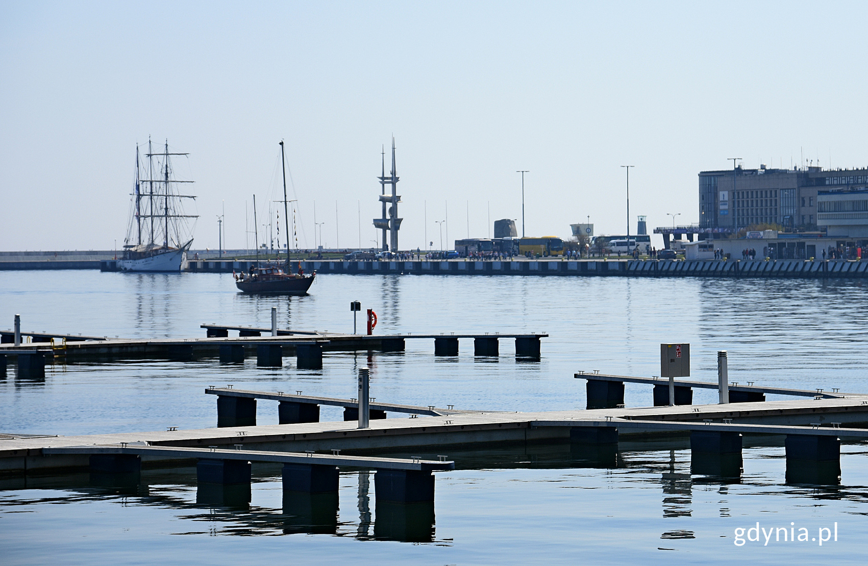 Wejście pierwszej jednostki, S/Y Legia do nowej mariny, fot. Kamil Złoch
