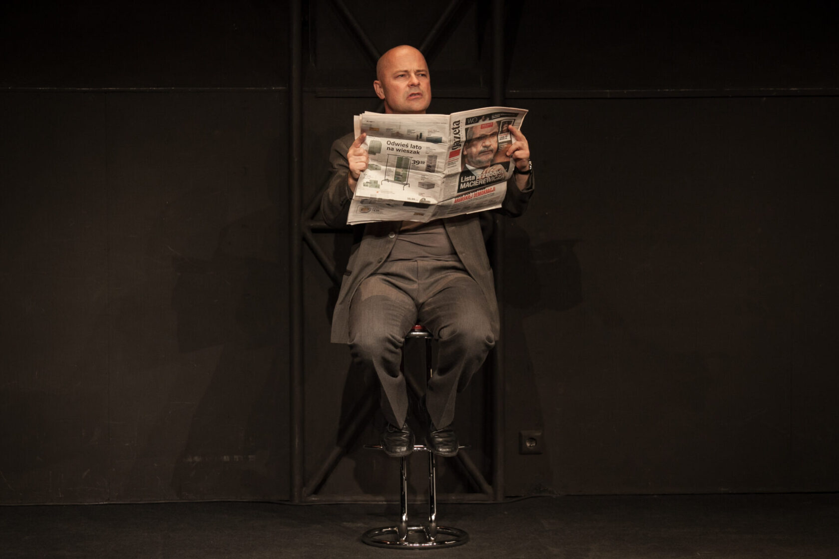 Bogdan Smagacki w &bdquo;Dniu świra&rdquo; (fot. Roman Jocher)