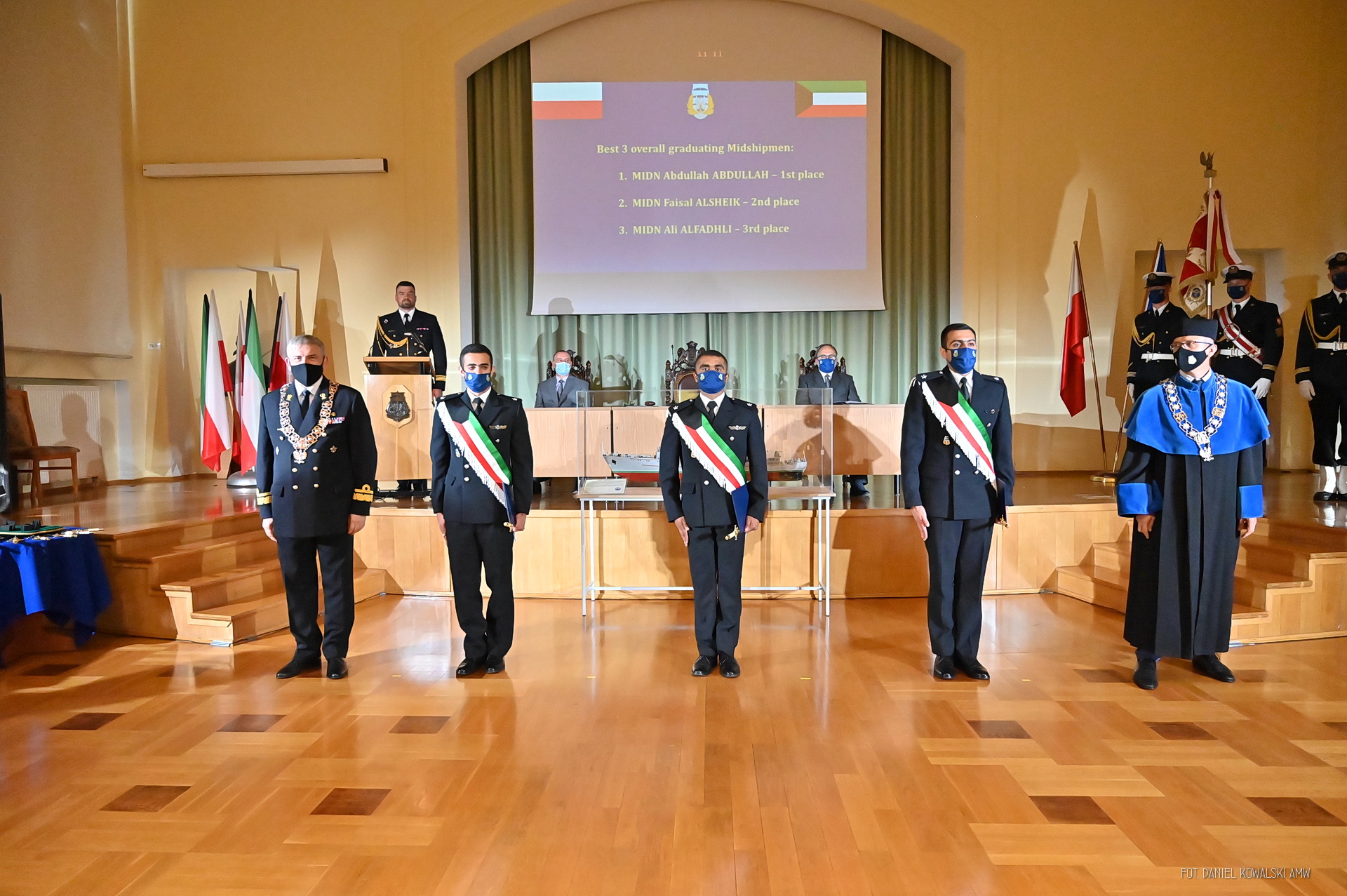 Przedstawiciele uczelni z zagraniczną delegacją, fot. Daniel Kowalski / Akademia Marynarki Wojennej w Gdyni