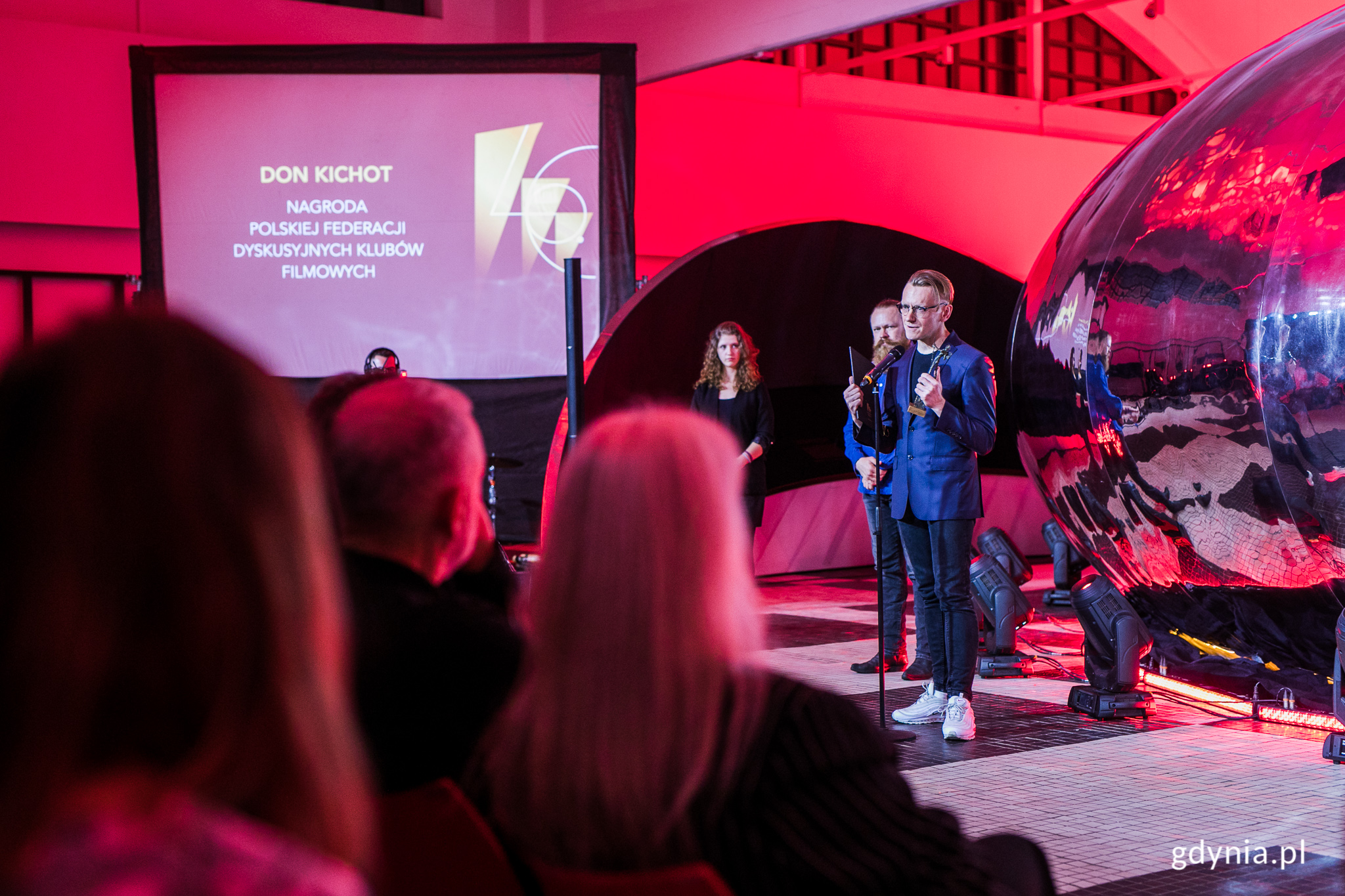 Młoda Gala w Muzeum Emigracji - laureat nagrody &bdquo;DON KICHOT&rdquo; Polskiej Federacji Dyskusyjnych Klub&oacute;w Filmowych, fot. Karol Stańczak