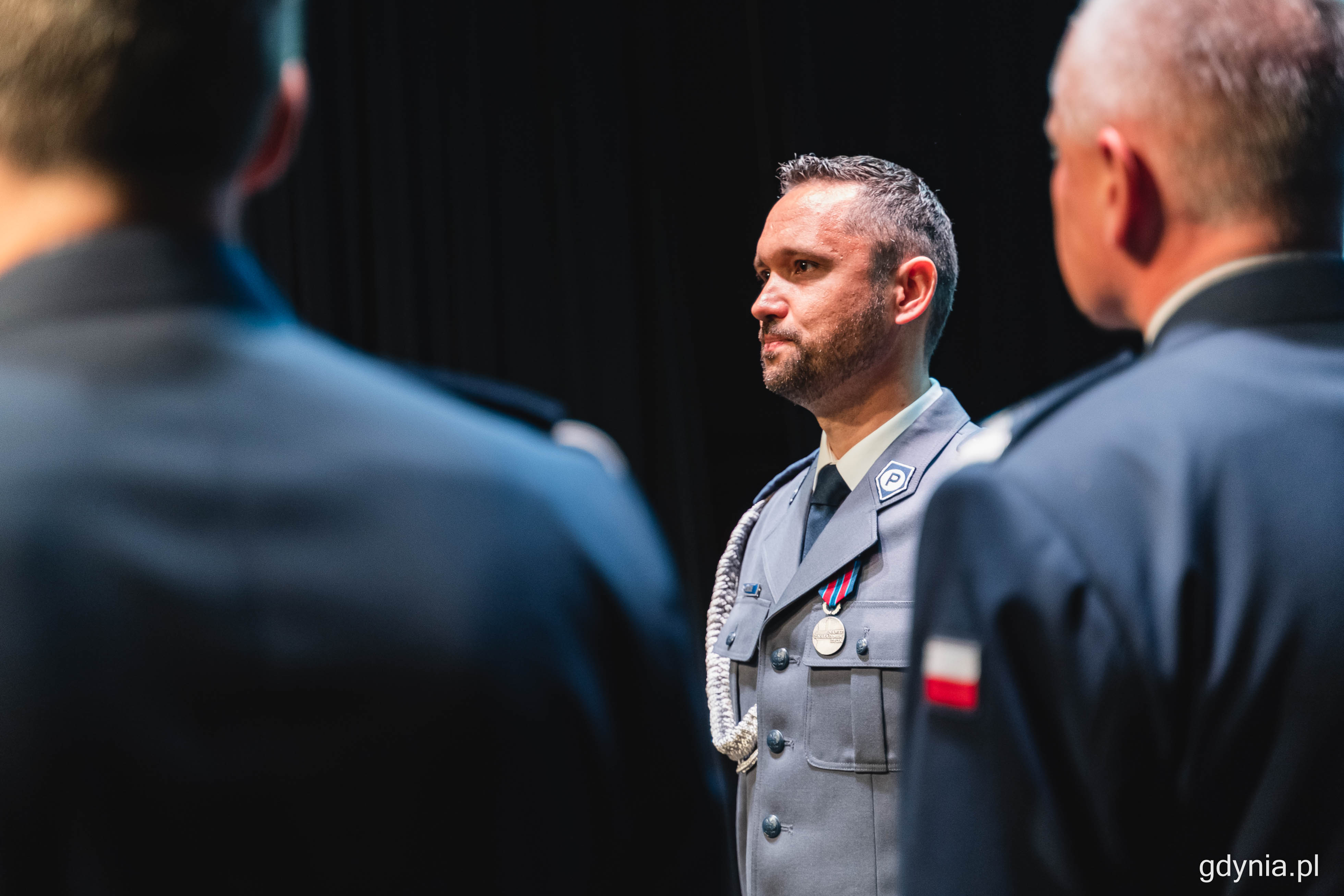 Młodszy aspirant Wiesław Skotzke (na zdjęciu) z komisariatu na Oksywiu. Funkcjonariusz został odznaczony medalem im. podkomisarza Andrzeja Struja za podjęcie skutecznej interwencji z narażeniem własnego życia, fot. Kamil Złoch