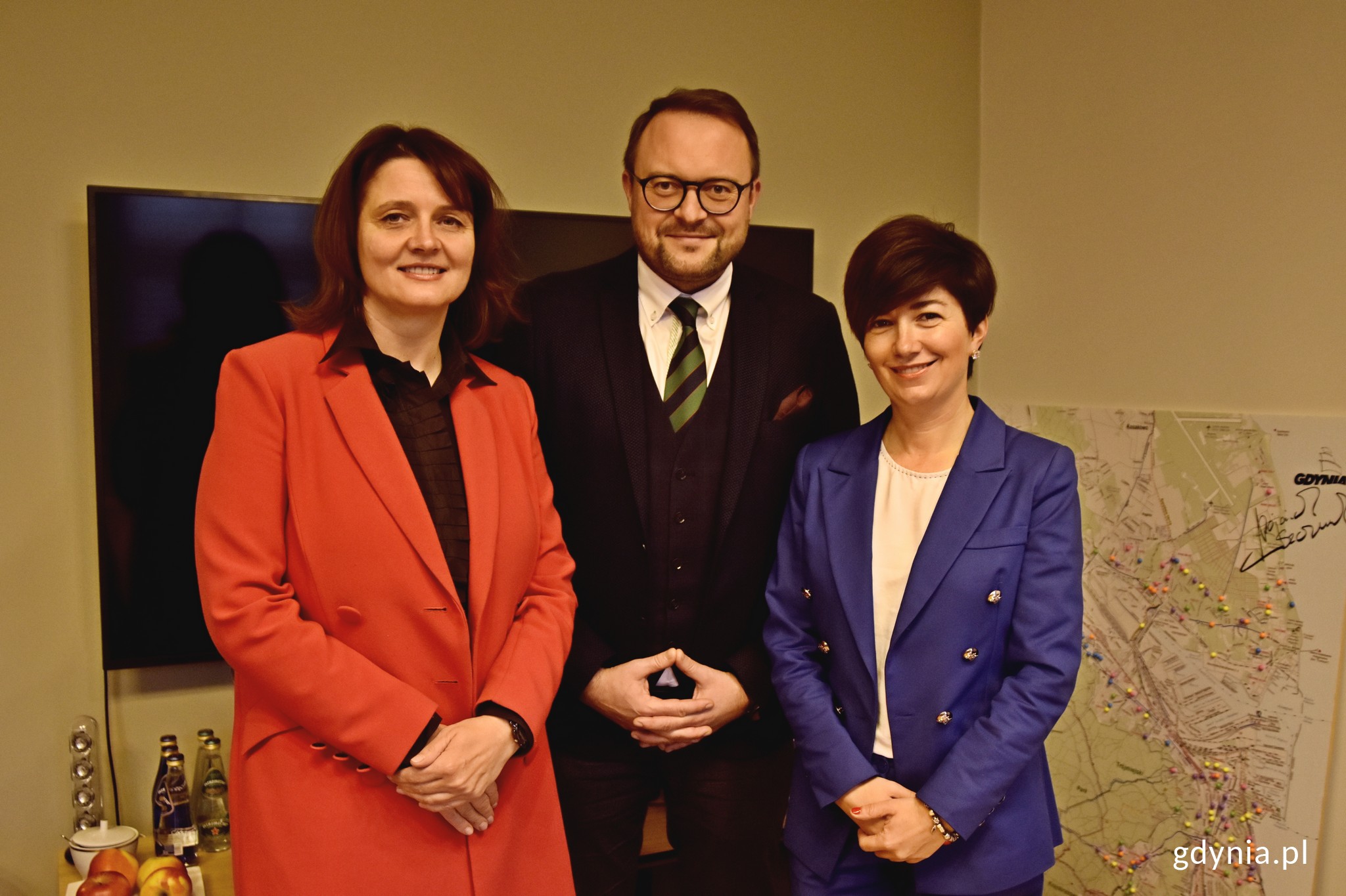 Joanna Orlińska i Monika Todorow-Wrycza podczas wizyty u wiceprezydenta Gdyni Marka Łucyka // fot. Paweł Kukla