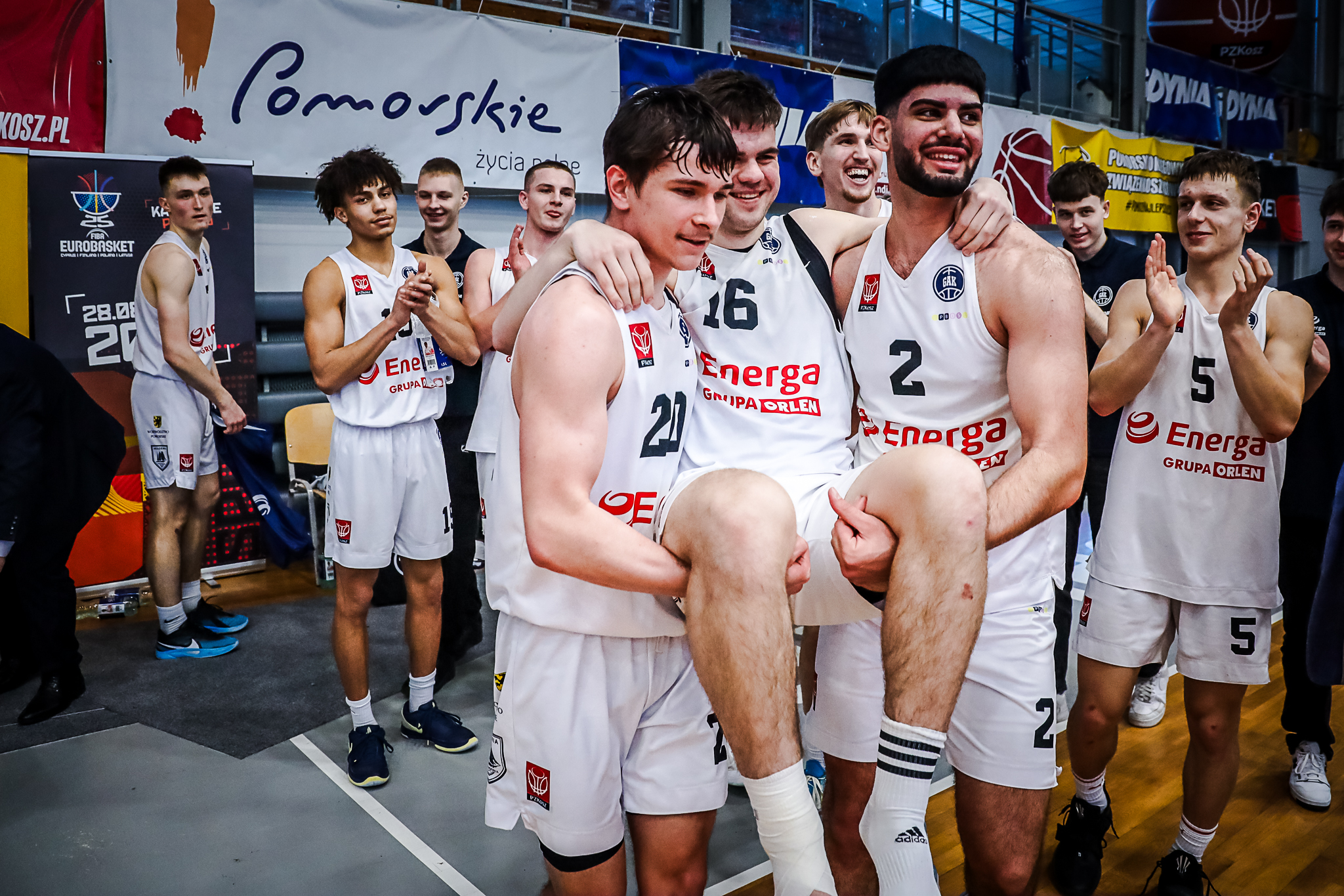 zawodnicy GAK-u po wygranej