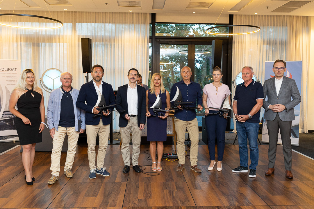 Nagrodzeni i uczestnicy gali wręczenia nagr&oacute;d Gdynia Polboat Awards 2022 podczas Polboat Yachting Festival 2022 w Gdyni, fot. mat. prasowe organizator&oacute;w