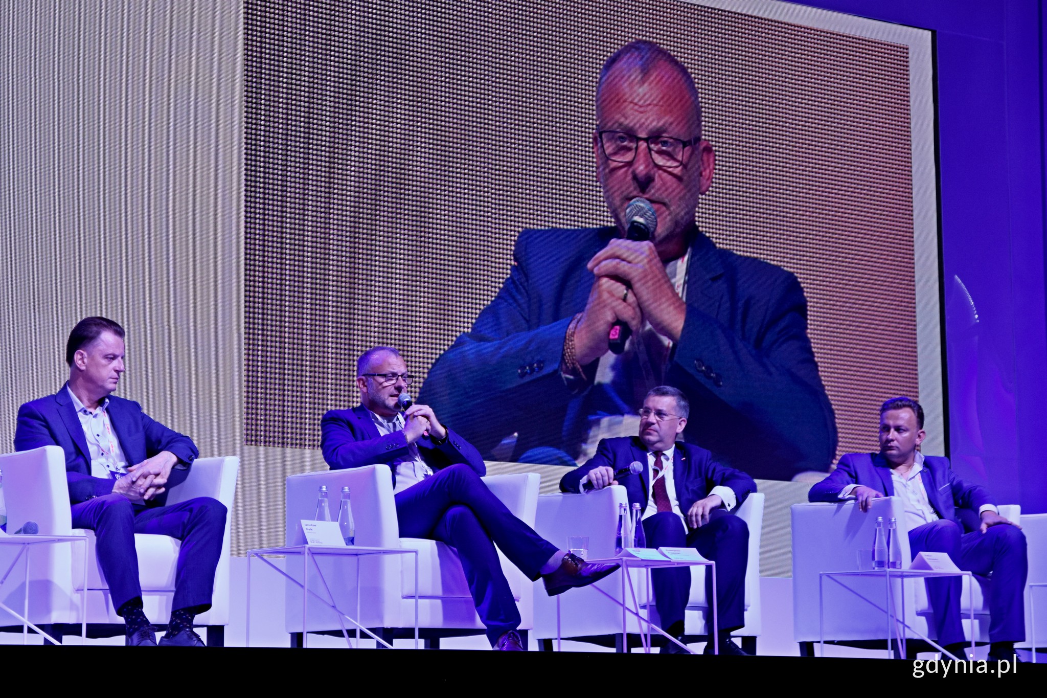 W panelu poświęconym polityce senioralnej udział wziął wiceprezydent Gdyni ds. innowacji - Michał Guć // fot.Paweł Kukla