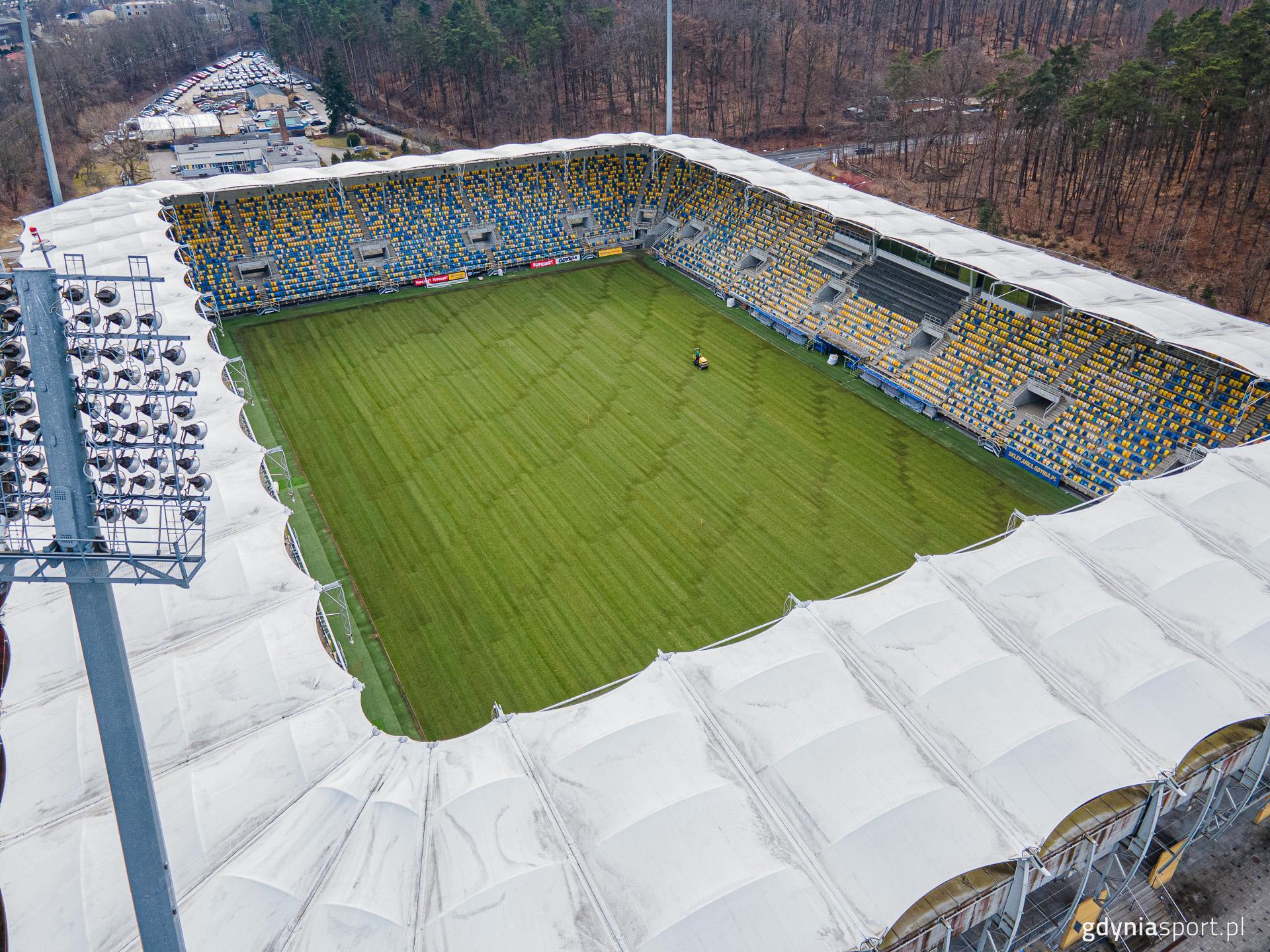 Nowa murawa na Stadionie Miejskim (fot. Patryk Zaputowicz)