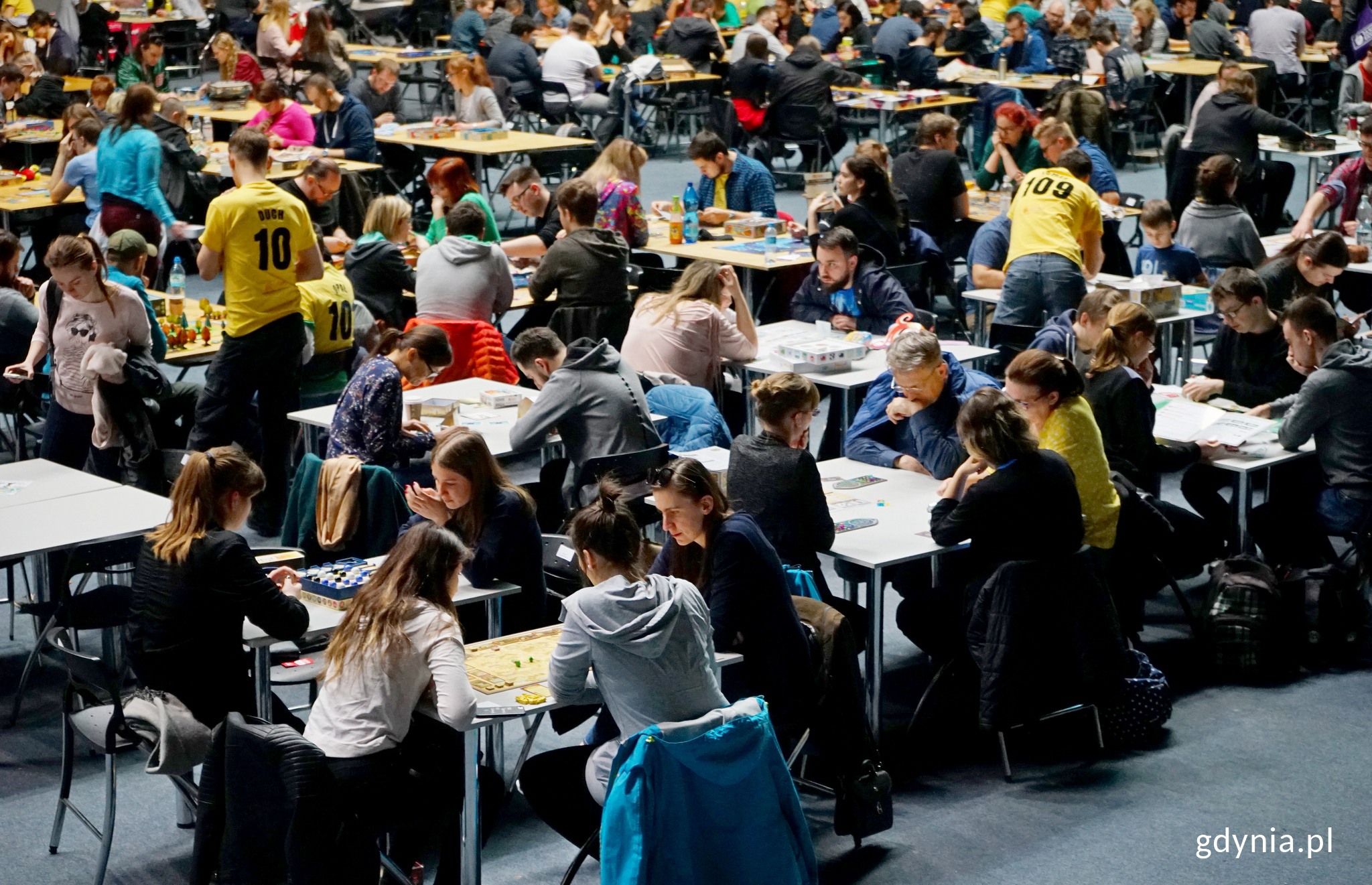 Festiwal Gramy cieszył się w sobotę sporym powodzeniem - grali zar&oacute;wno znajomi, jak i całe rodziny, fot. Kamil Złoch