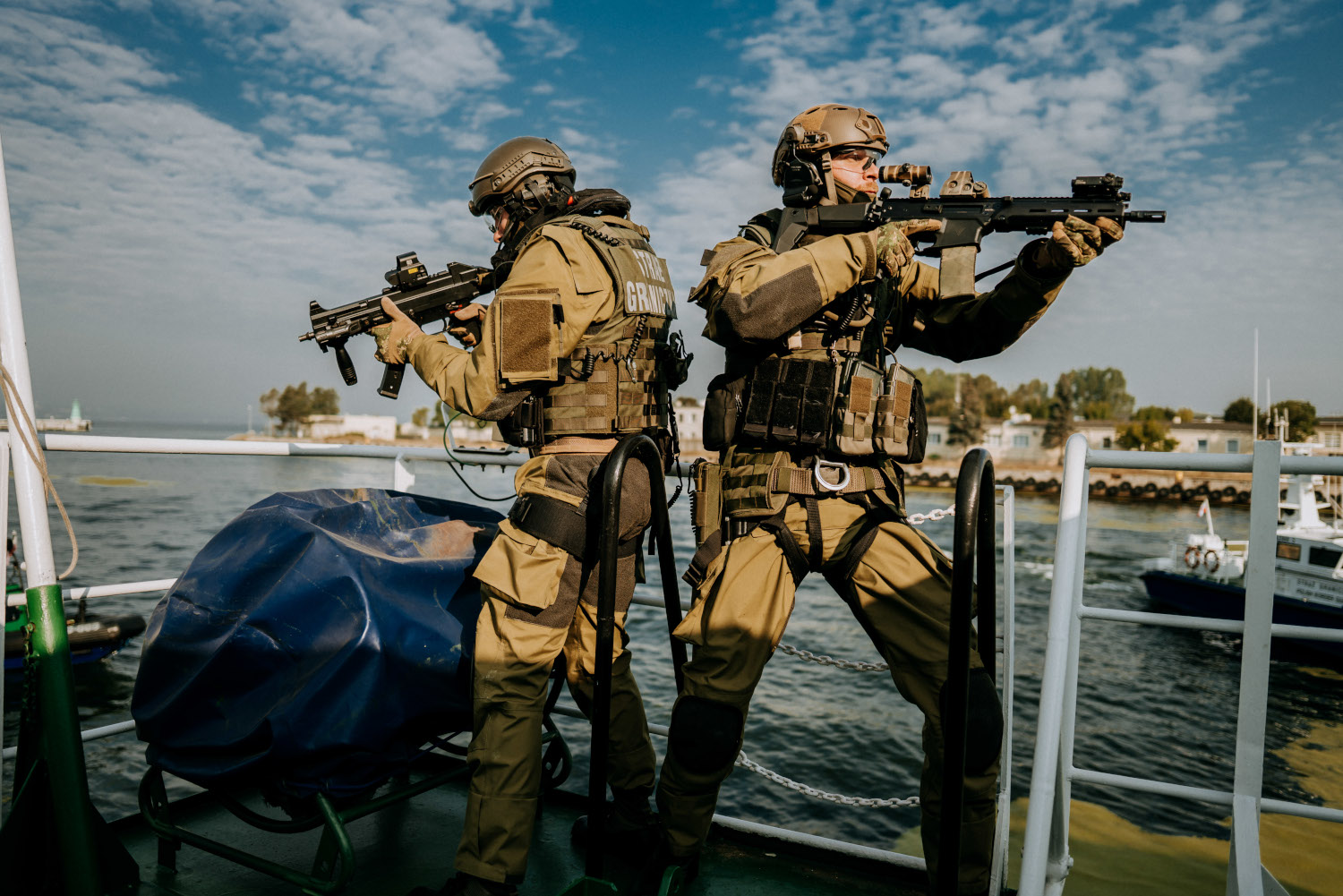 Strażnicy graniczni w akcji. Służba w tej formacji niesie za sobą wiele wyzwań i wymaga odpowiednich umiejętności, fot. mat. prasowe MOSG