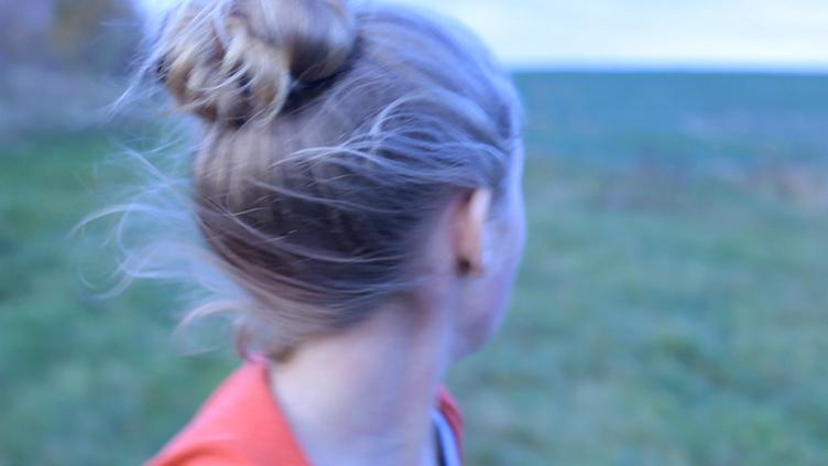 Dyplomowy film Edyty Rembały &bdquo;Pola" zakwalifikował się do konkurs&oacute;w na festiwalach:  FEST New Directors/New Films Festival i &bdquo;One Shot" International Short Film Festival // fot. materiały prasowe