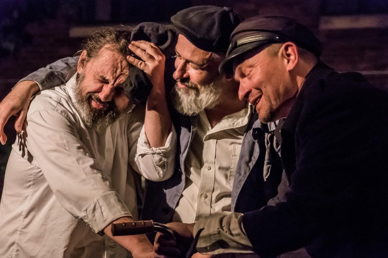 Aktorzy w spektaklu &bdquo;Polaniarze&rdquo;