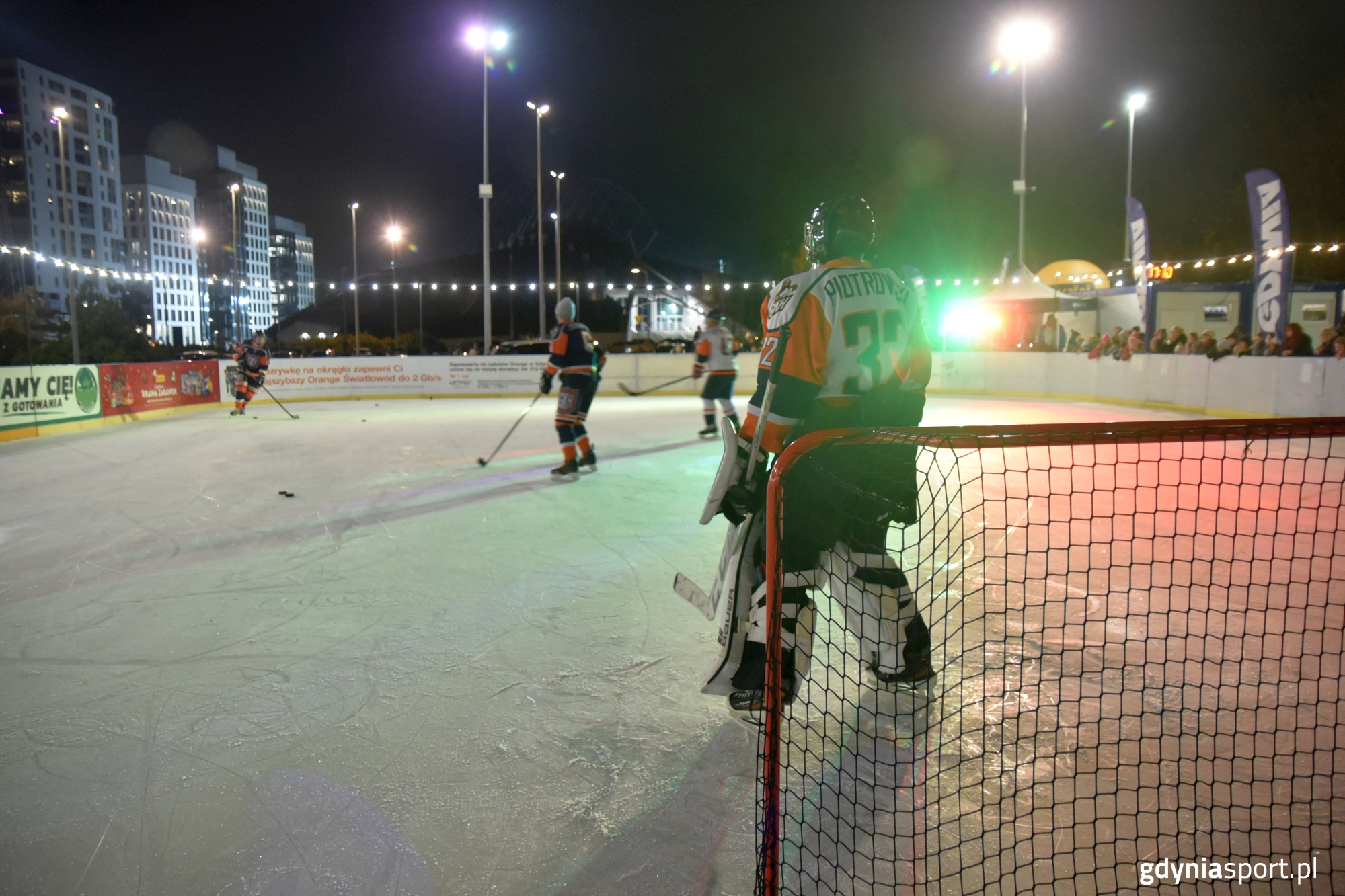 hokeiści podczas pokazu