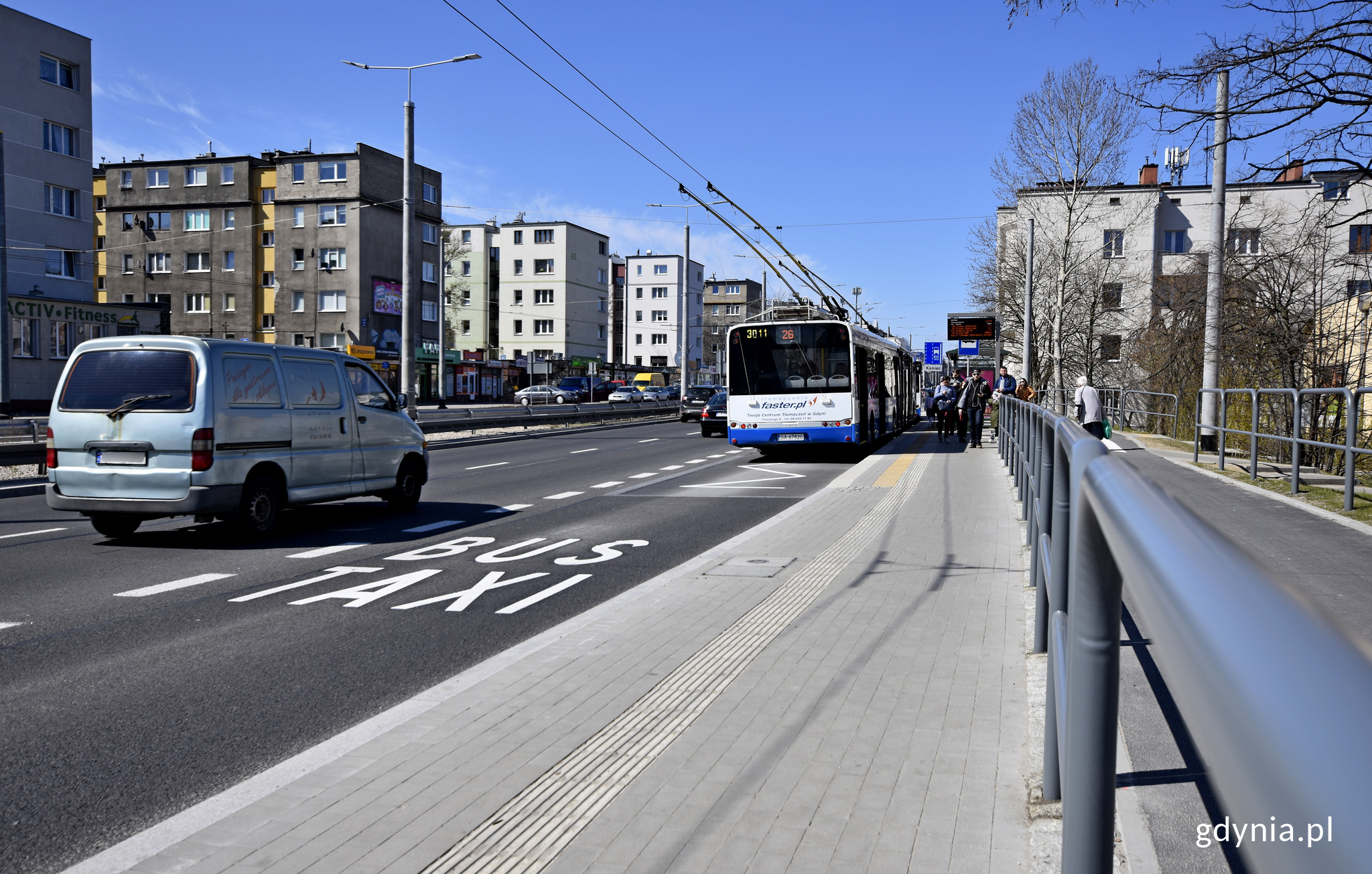 Przebudowane zostały też chodniki, zatoki, drogi dla rower&oacute;w, fot. Kamil Złoch