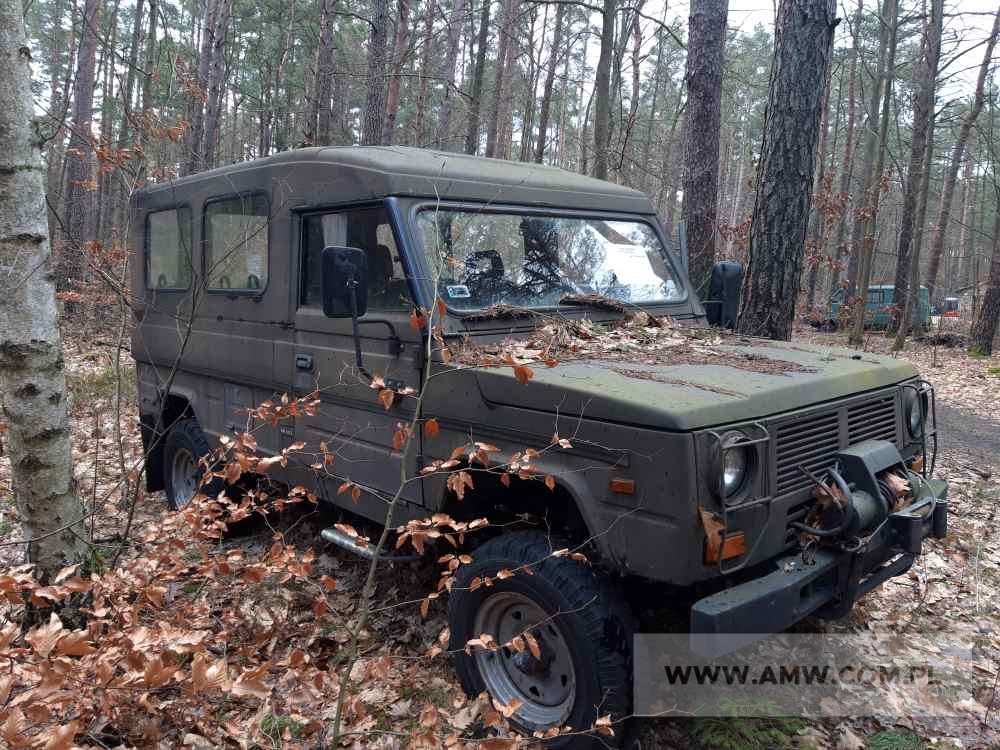 Jeden z wystawionych na sprzedaż samochod&oacute;w - Honker 2324. Źr&oacute;dło: www.amw.com.pl