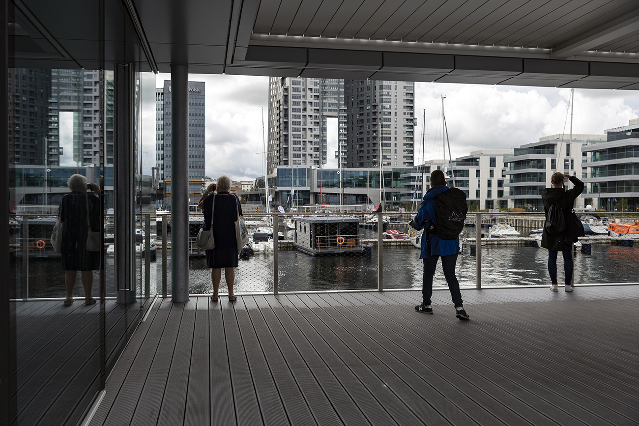 Foto-spacer "Architektura na styku morza". Fot. Przemysław Kozłowski